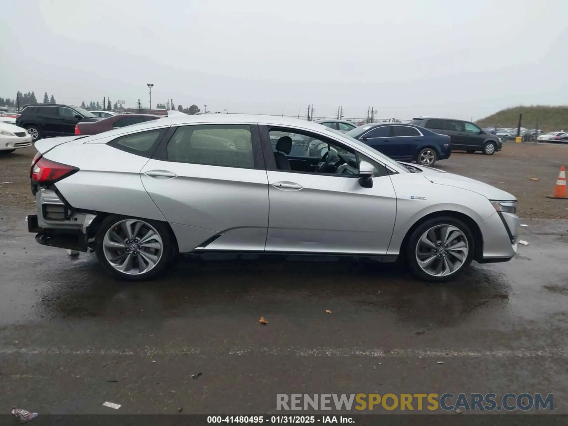 14 fotografías del automóvil dañado JHMZC5F11MC002032 HONDA CLARITY PLUG-IN HYBRID 2021