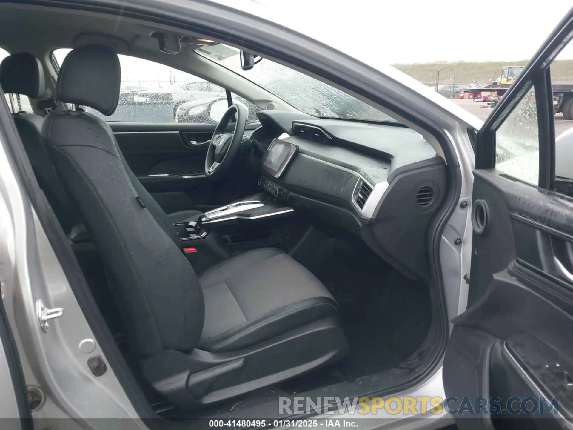 5 fotografías del automóvil dañado JHMZC5F11MC002032 HONDA CLARITY PLUG-IN HYBRID 2021