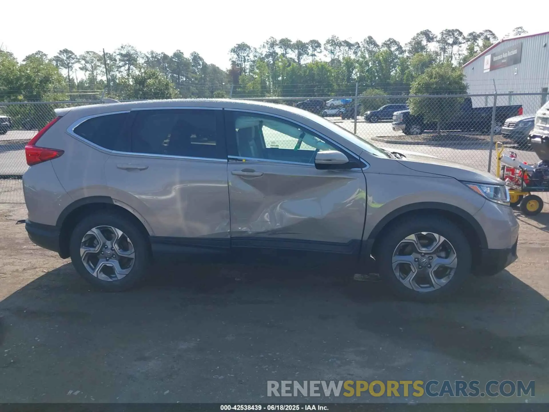 13 fotografías del automóvil dañado 2HKRW1H84KH503106 HONDA CR-V 2019