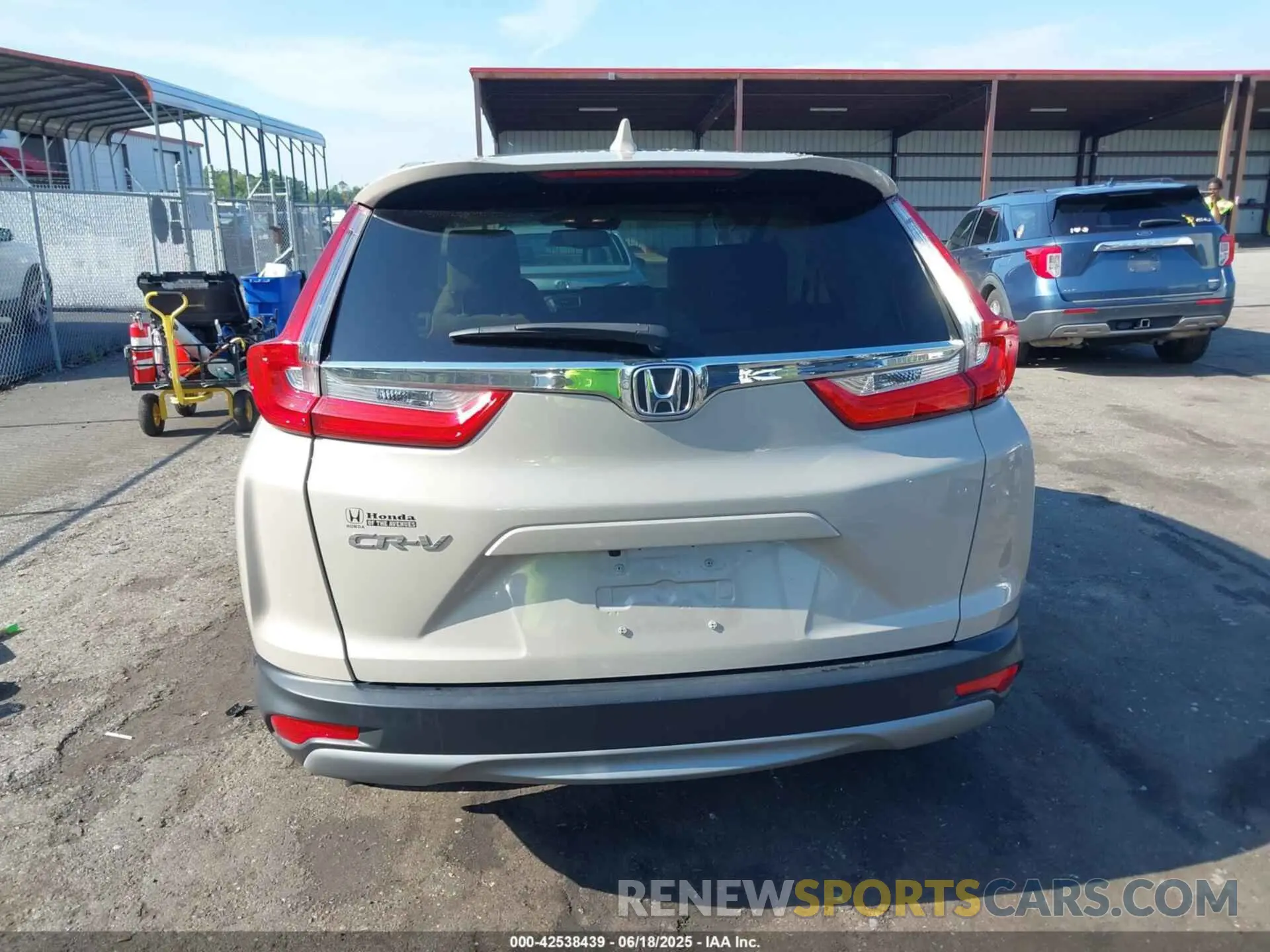 16 fotografías del automóvil dañado 2HKRW1H84KH503106 HONDA CR-V 2019
