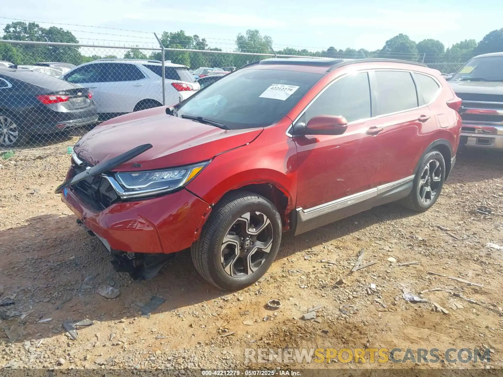 2 fotografías del automóvil dañado 2HKRW1H93KH505289 HONDA CR-V 2019