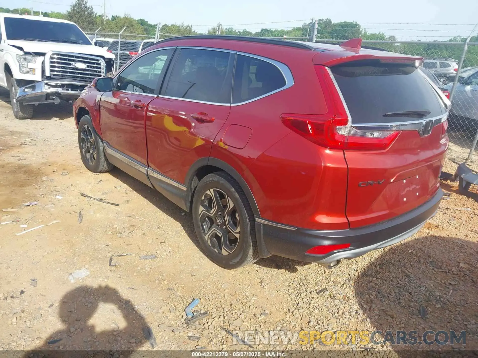 3 fotografías del automóvil dañado 2HKRW1H93KH505289 HONDA CR-V 2019
