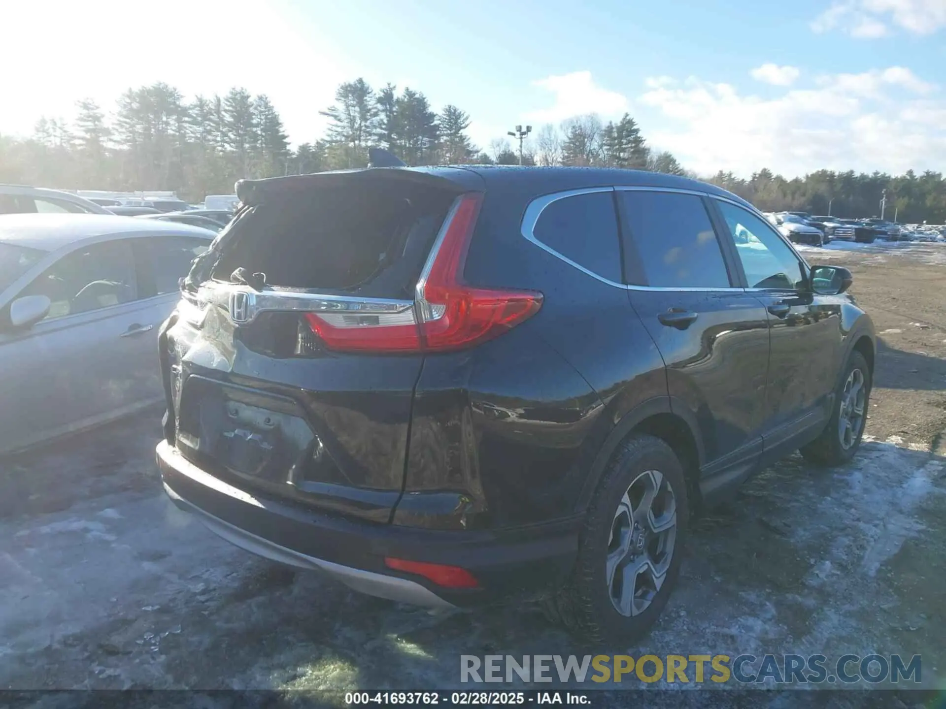 4 fotografías del automóvil dañado 2HKRW2H50KH646663 HONDA CR-V 2019