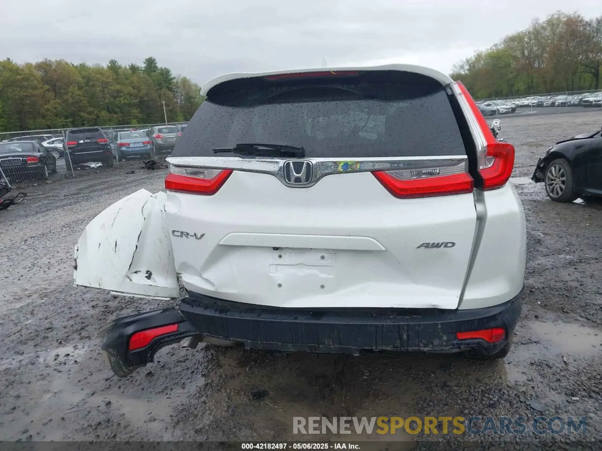 15 fotografías del automóvil dañado 2HKRW2H55KH602674 HONDA CR-V 2019