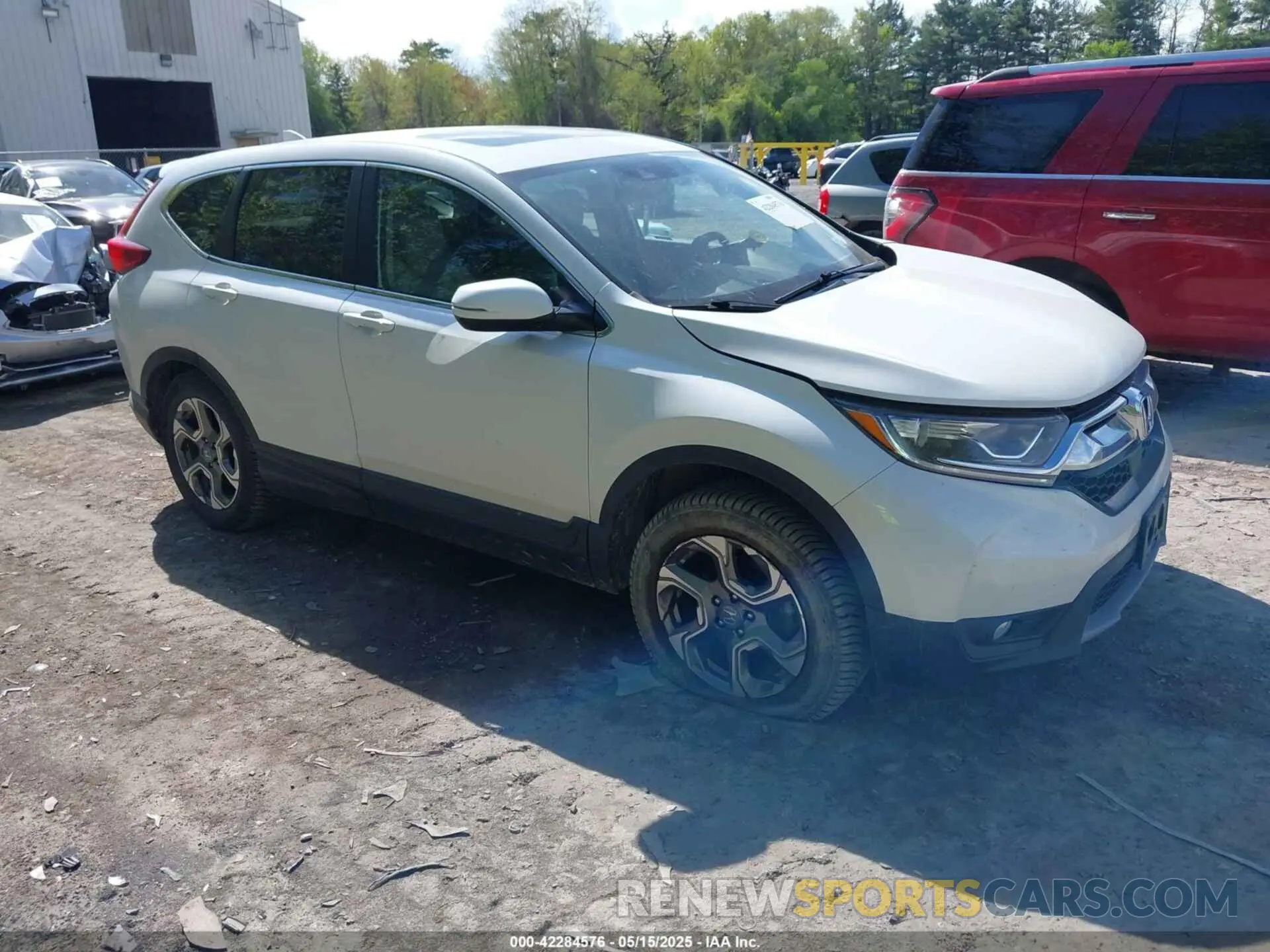 1 fotografías del automóvil dañado 2HKRW2H56KH666061 HONDA CR-V 2019