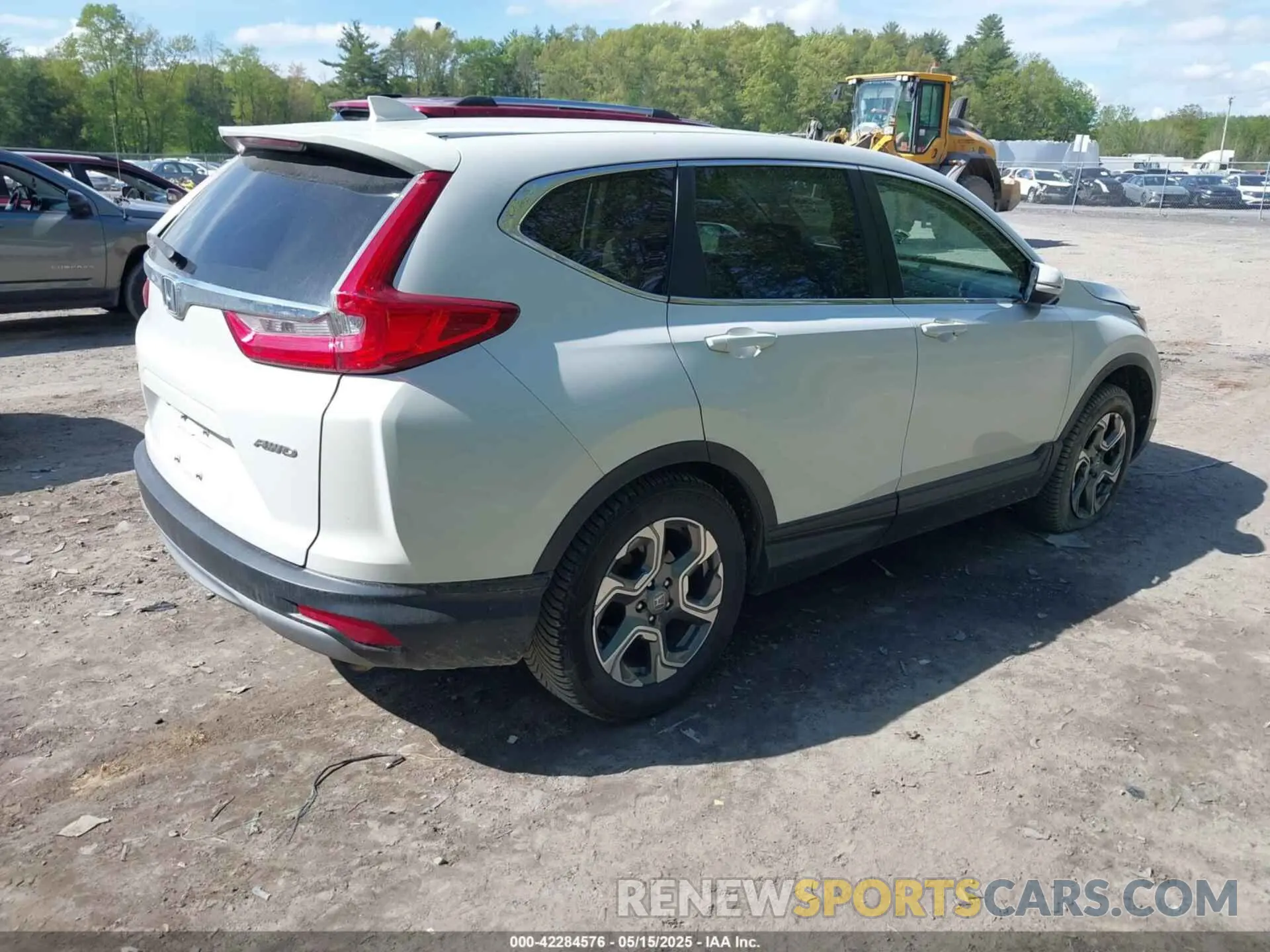 4 fotografías del automóvil dañado 2HKRW2H56KH666061 HONDA CR-V 2019