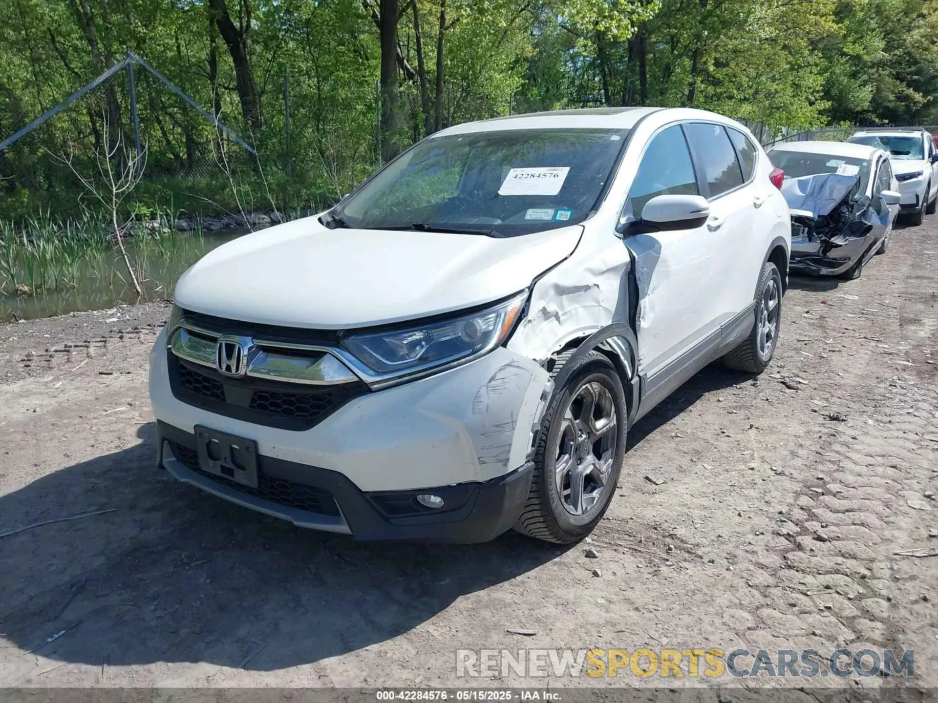 6 fotografías del automóvil dañado 2HKRW2H56KH666061 HONDA CR-V 2019