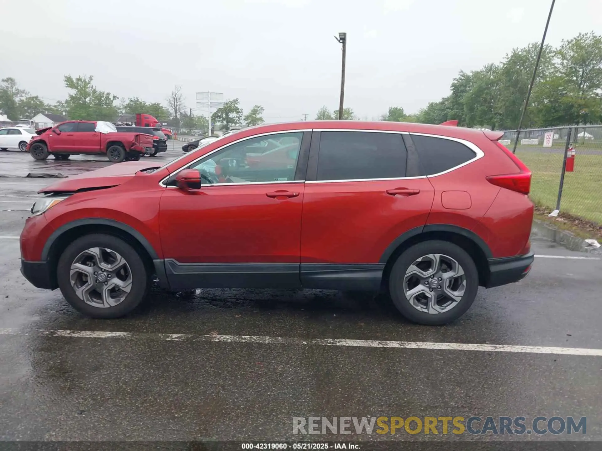 14 fotografías del automóvil dañado 2HKRW2H57KH613336 HONDA CR-V 2019
