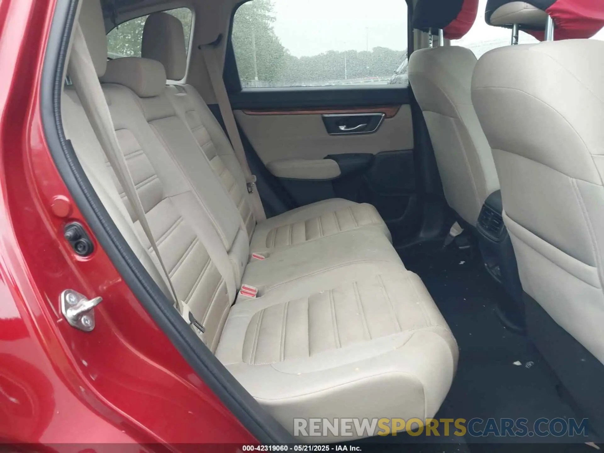 8 fotografías del automóvil dañado 2HKRW2H57KH613336 HONDA CR-V 2019