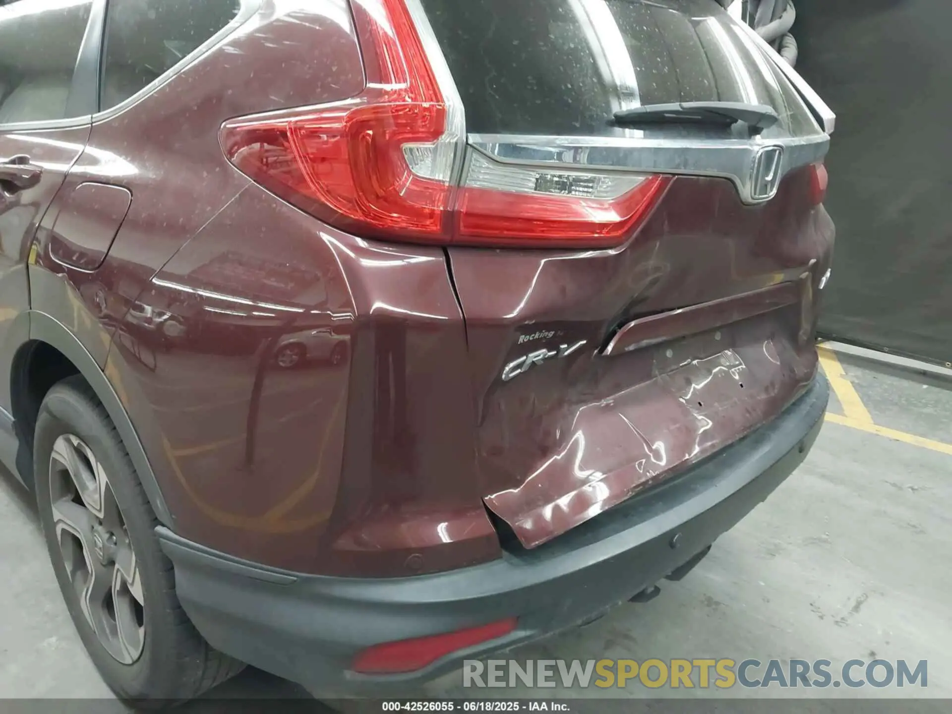 6 fotografías del automóvil dañado 2HKRW2H58KH617959 HONDA CR-V 2019