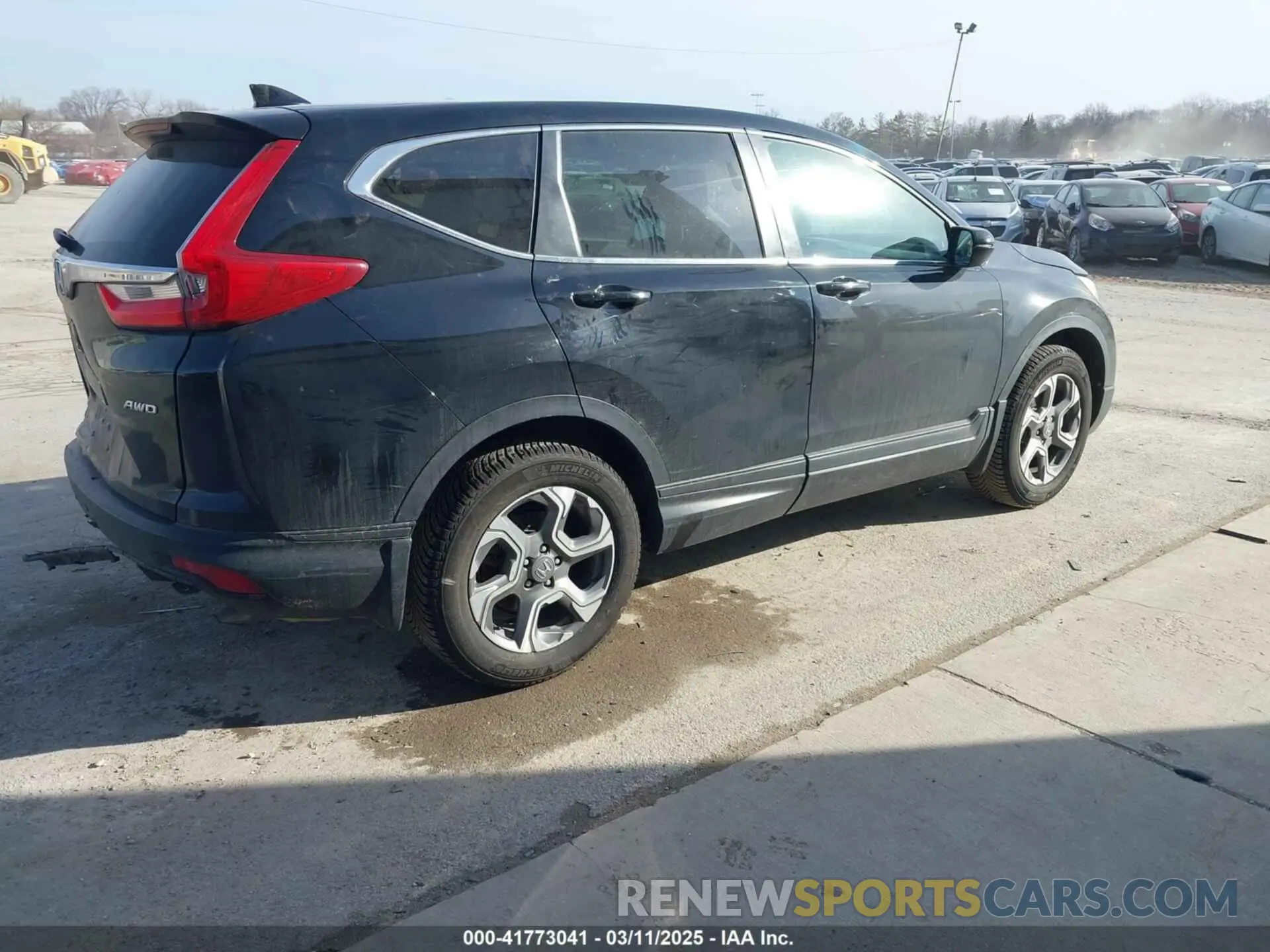 4 fotografías del automóvil dañado 2HKRW2H58KH660245 HONDA CR-V 2019
