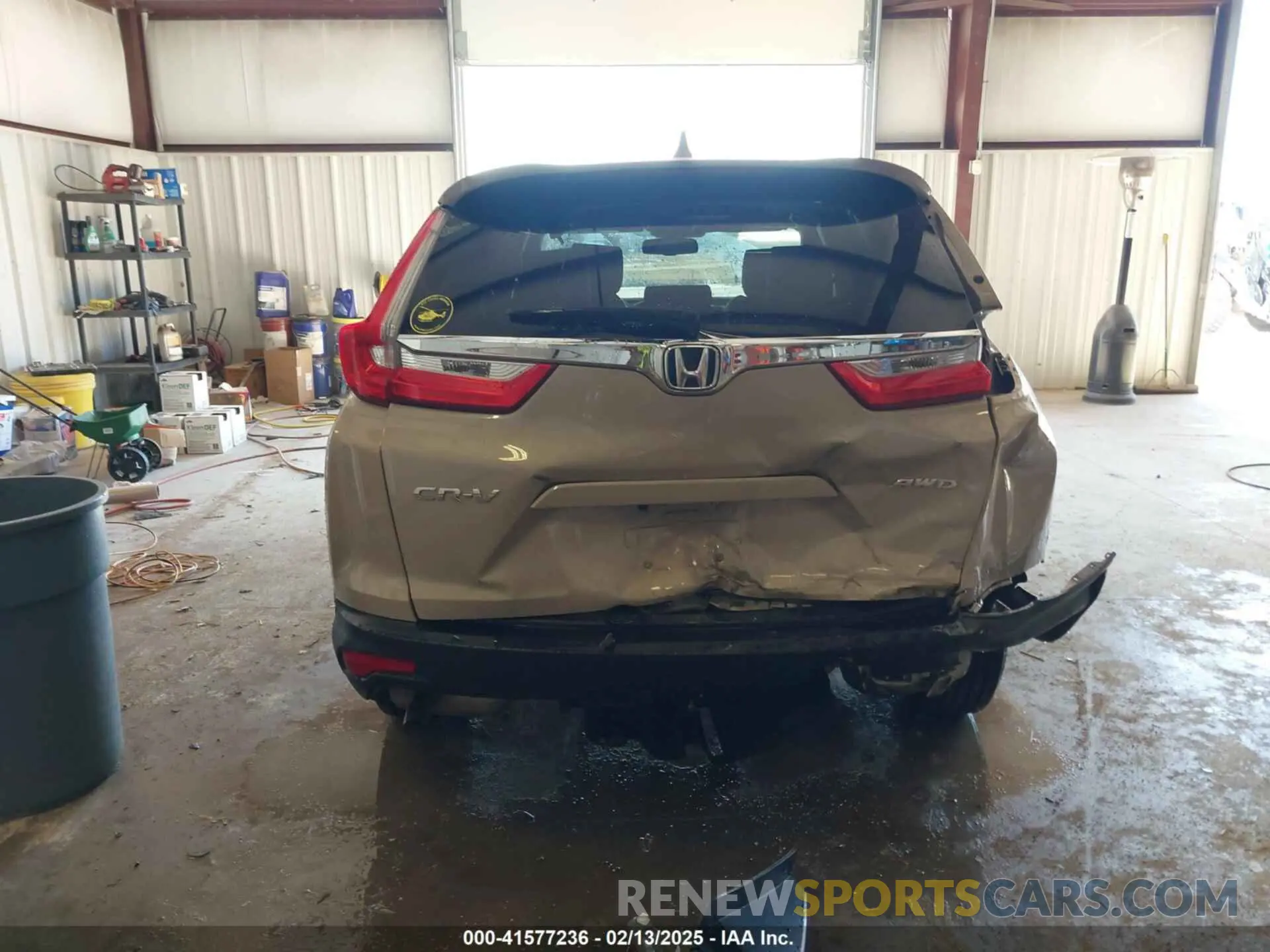 17 fotografías del automóvil dañado 2HKRW2H80KH629517 HONDA CR-V 2019