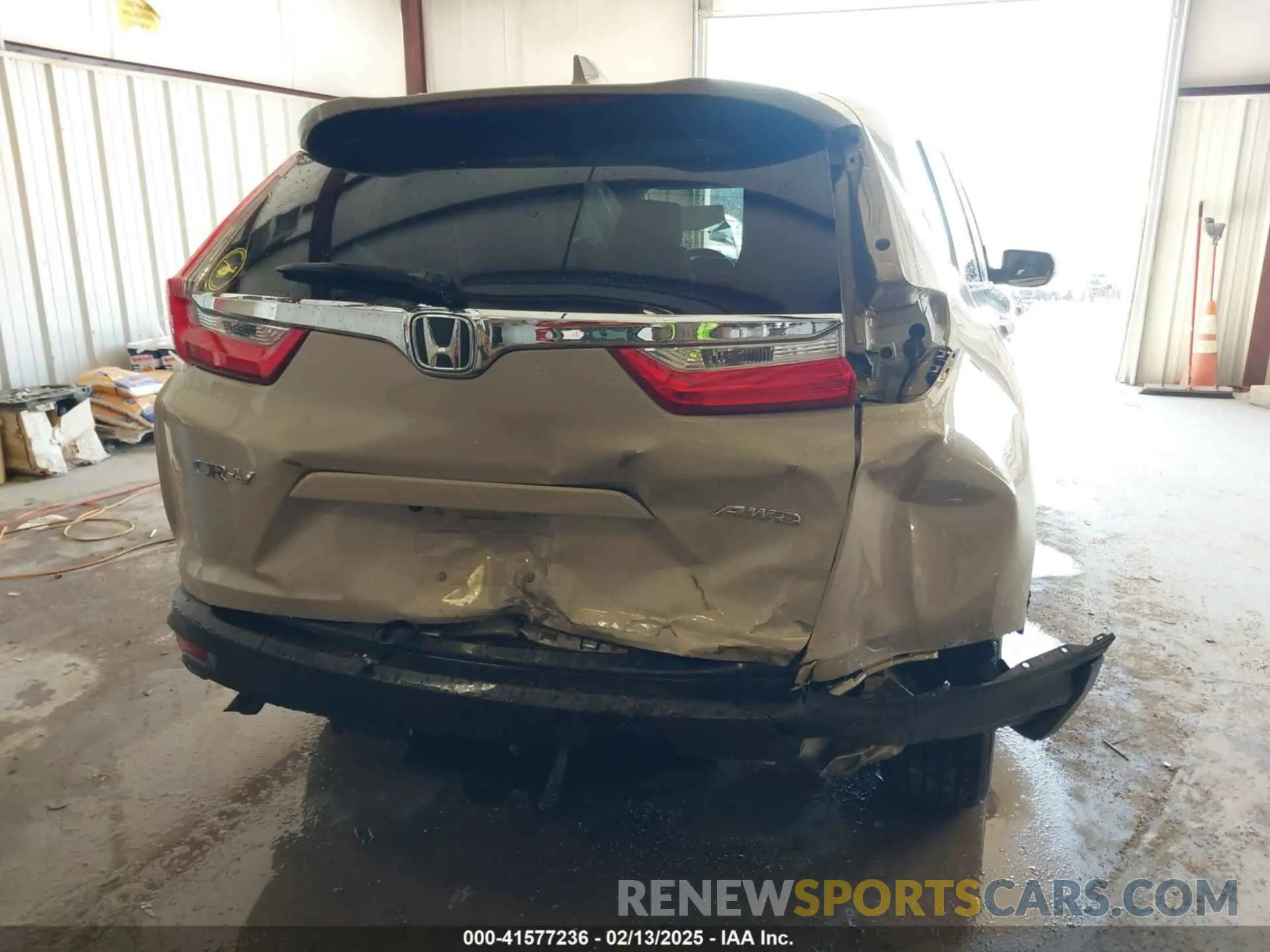 18 fotografías del automóvil dañado 2HKRW2H80KH629517 HONDA CR-V 2019