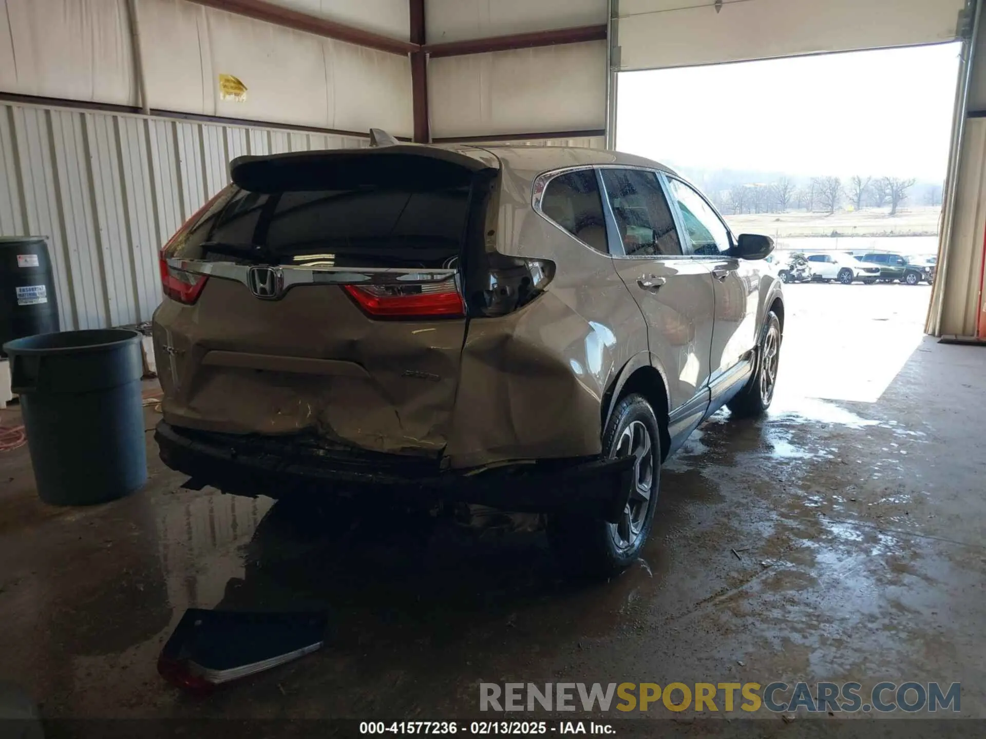 4 fotografías del automóvil dañado 2HKRW2H80KH629517 HONDA CR-V 2019
