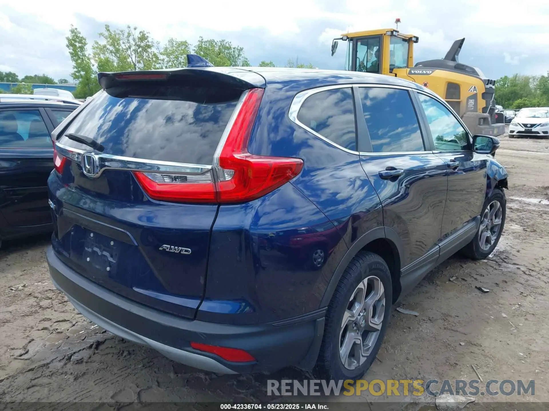4 fotografías del automóvil dañado 2HKRW2H82KH660560 HONDA CR-V 2019