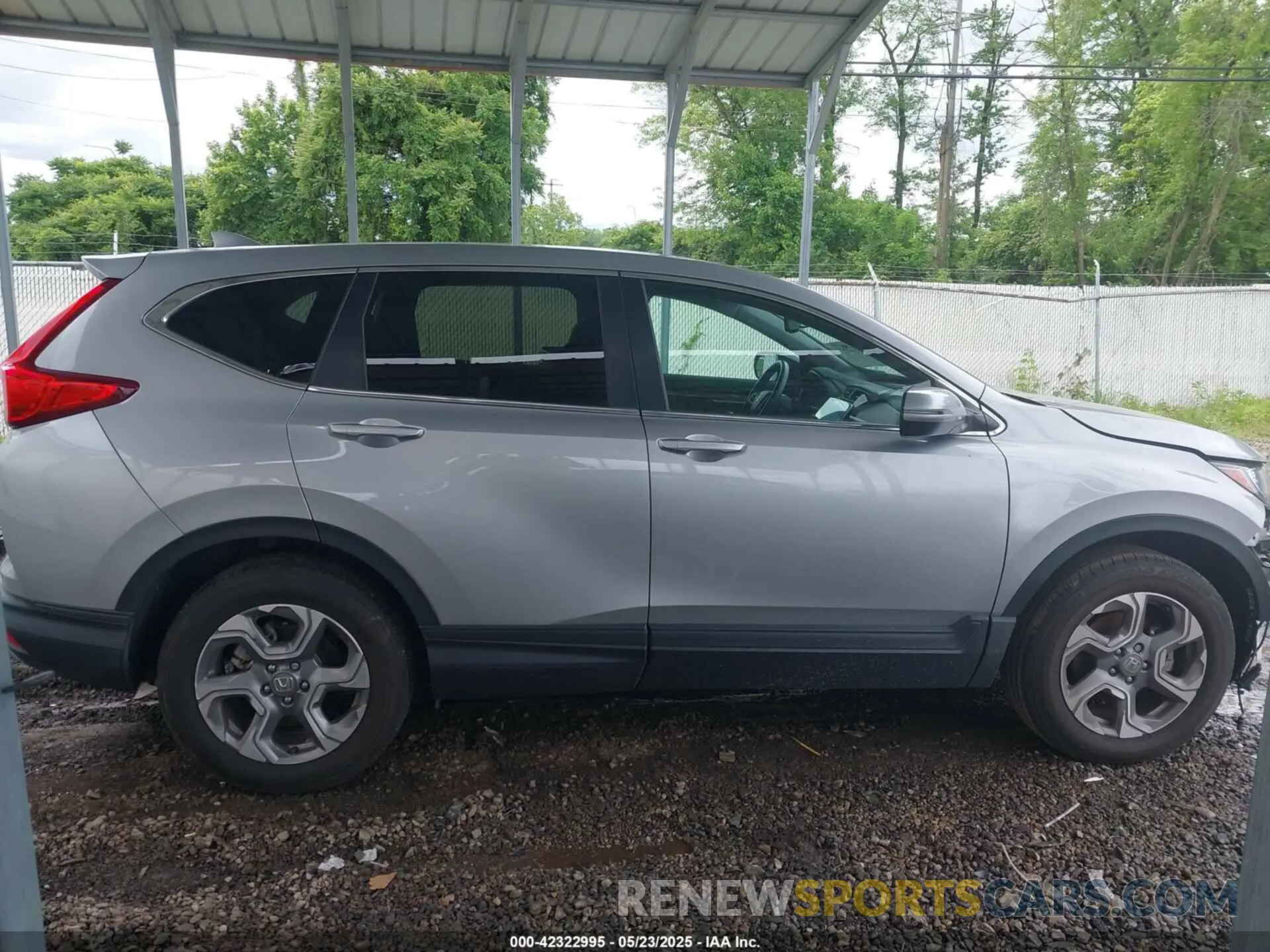 14 fotografías del automóvil dañado 2HKRW2H83KH614865 HONDA CR-V 2019