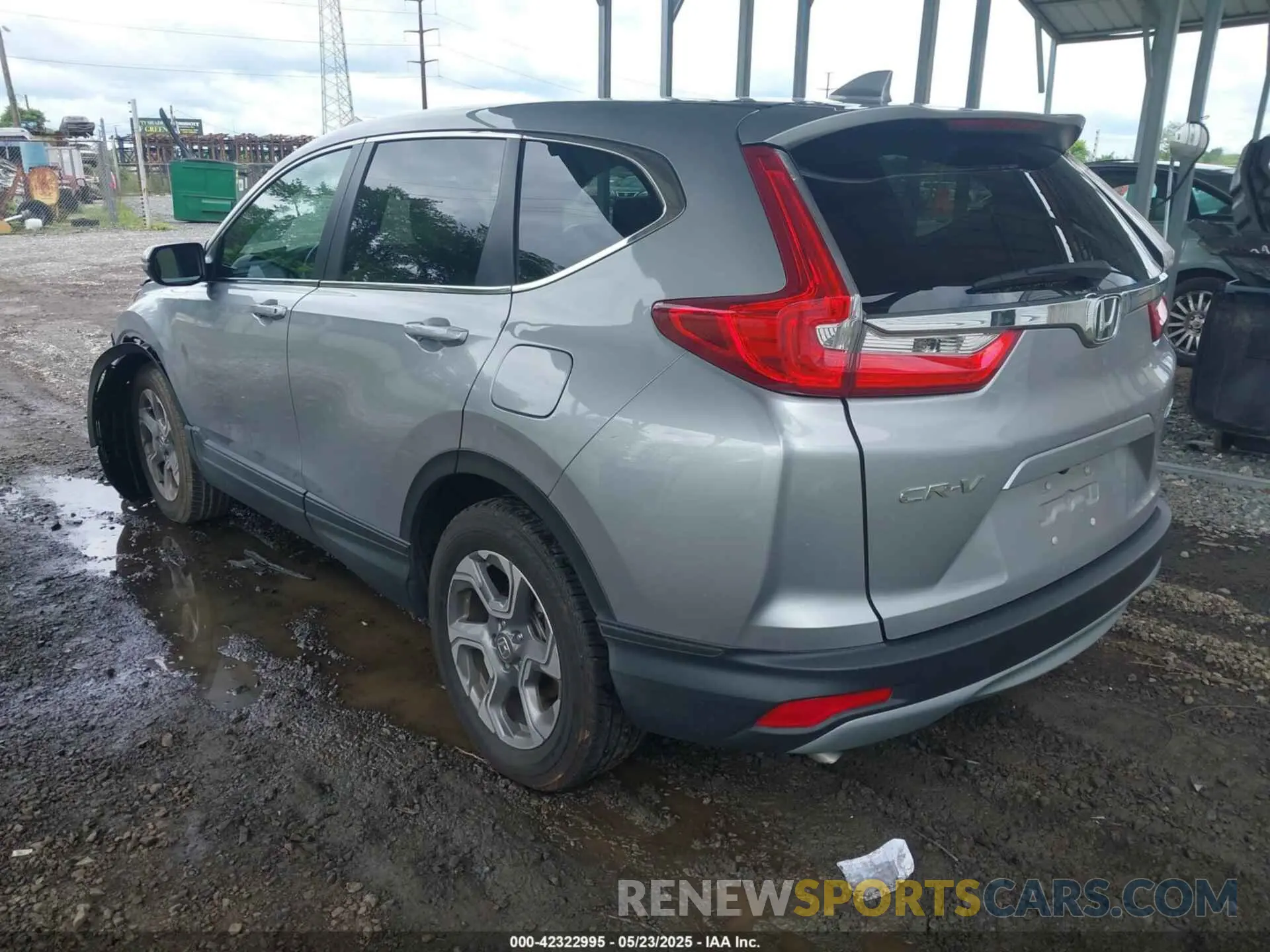 3 fotografías del automóvil dañado 2HKRW2H83KH614865 HONDA CR-V 2019