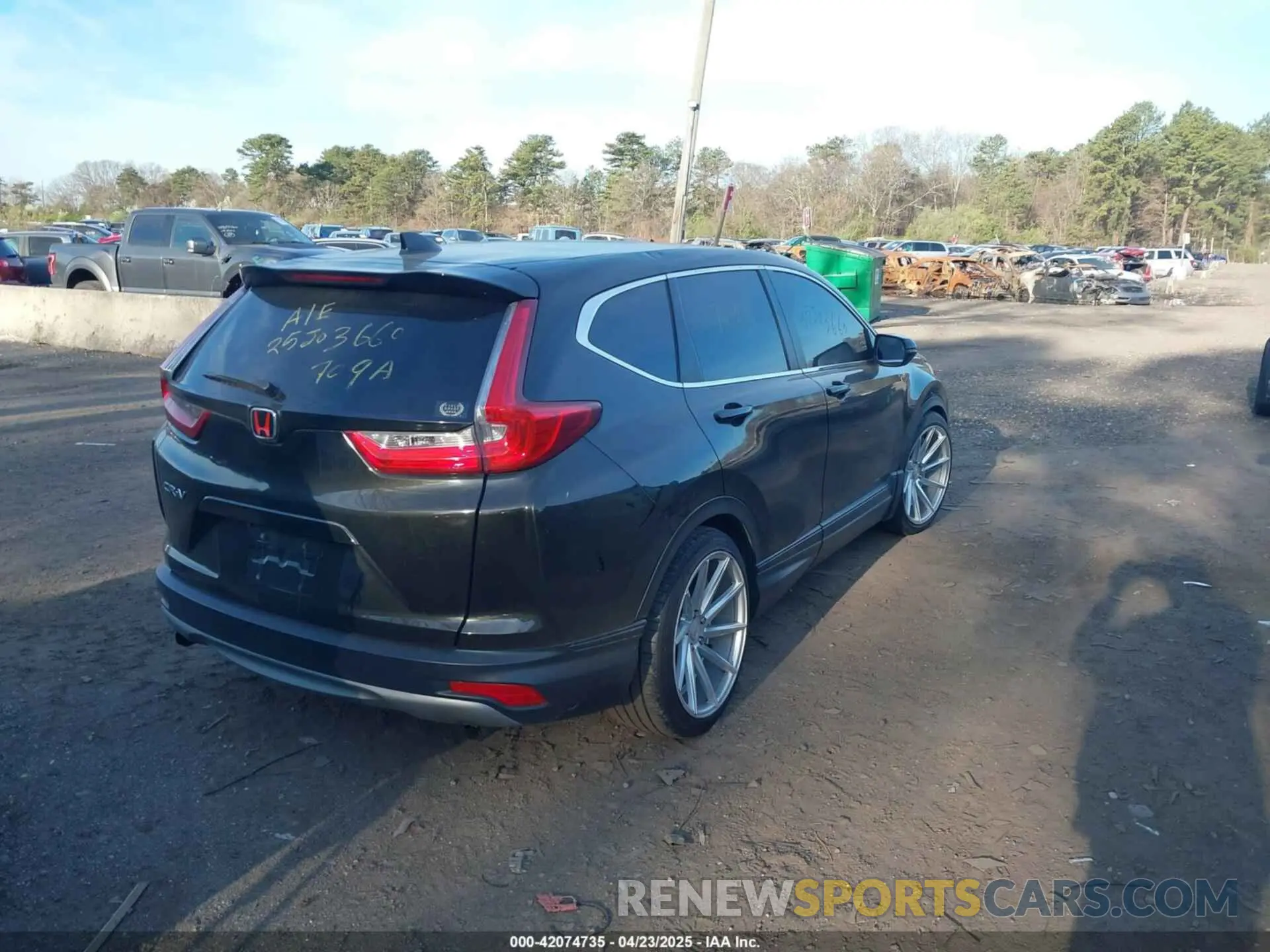 4 fotografías del automóvil dañado 2HKRW2H83KH639877 HONDA CR-V 2019
