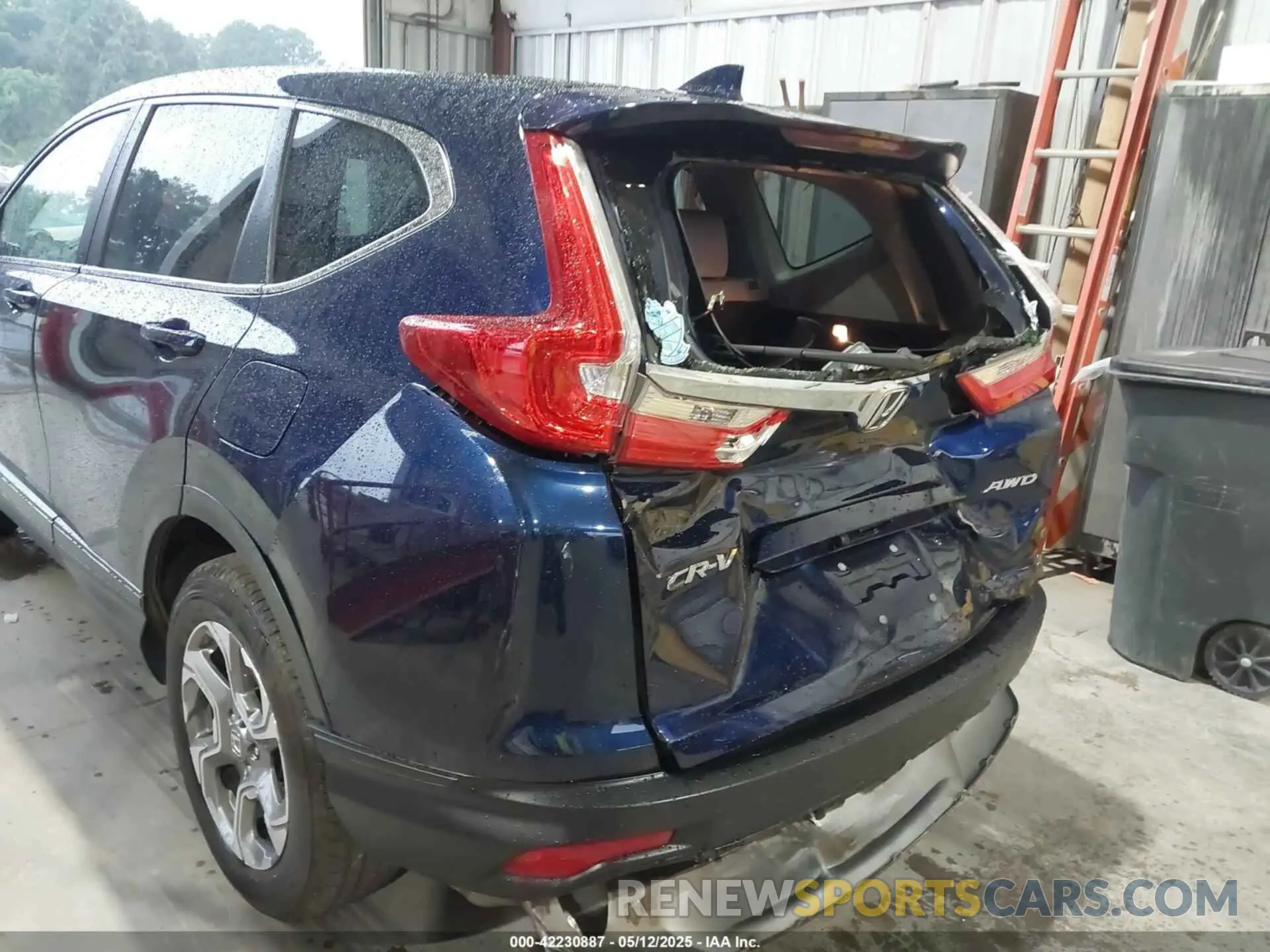 18 fotografías del automóvil dañado 2HKRW2H83KH643105 HONDA CR-V 2019