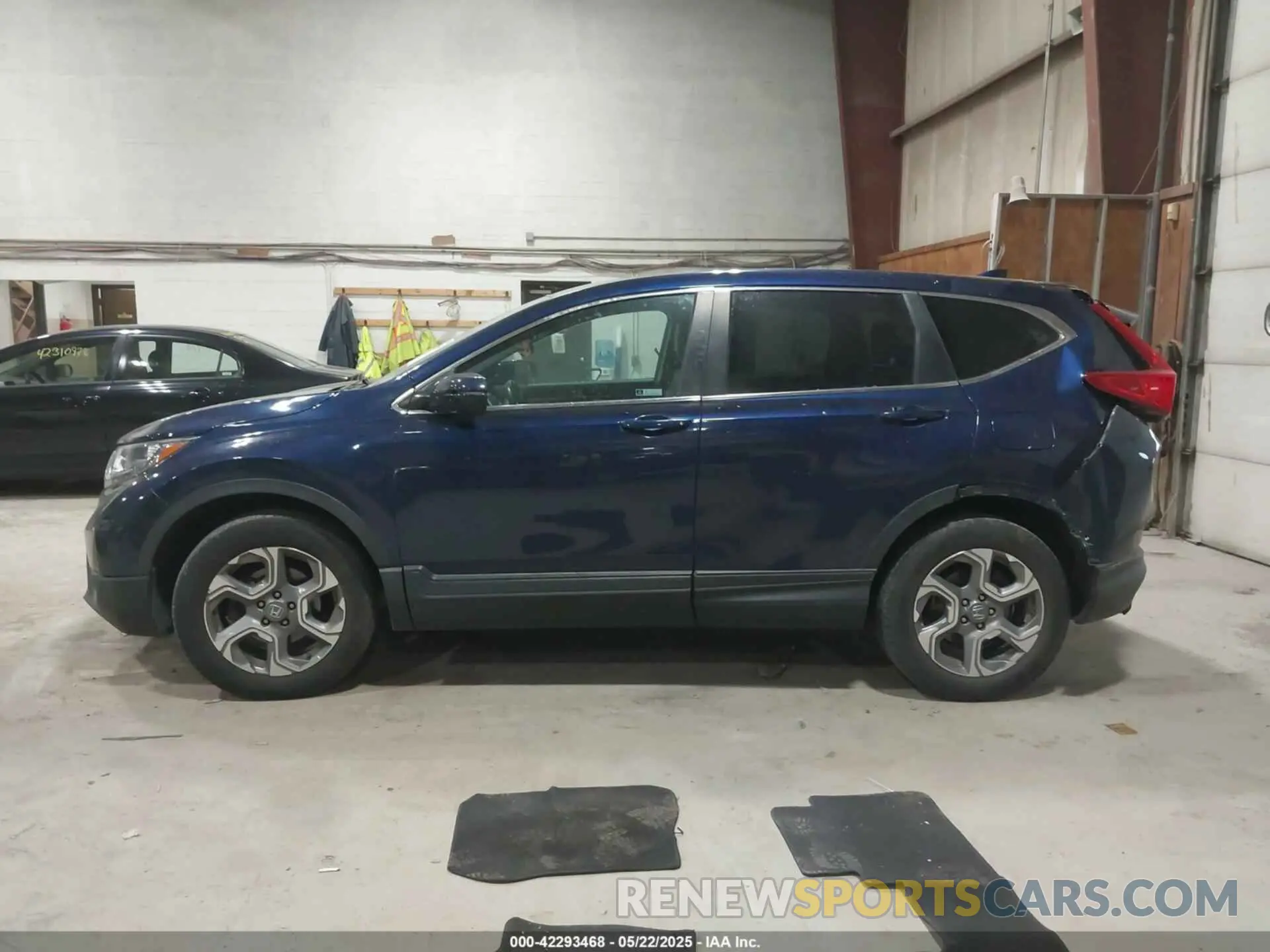 14 fotografías del automóvil dañado 2HKRW2H88KH620385 HONDA CR-V 2019