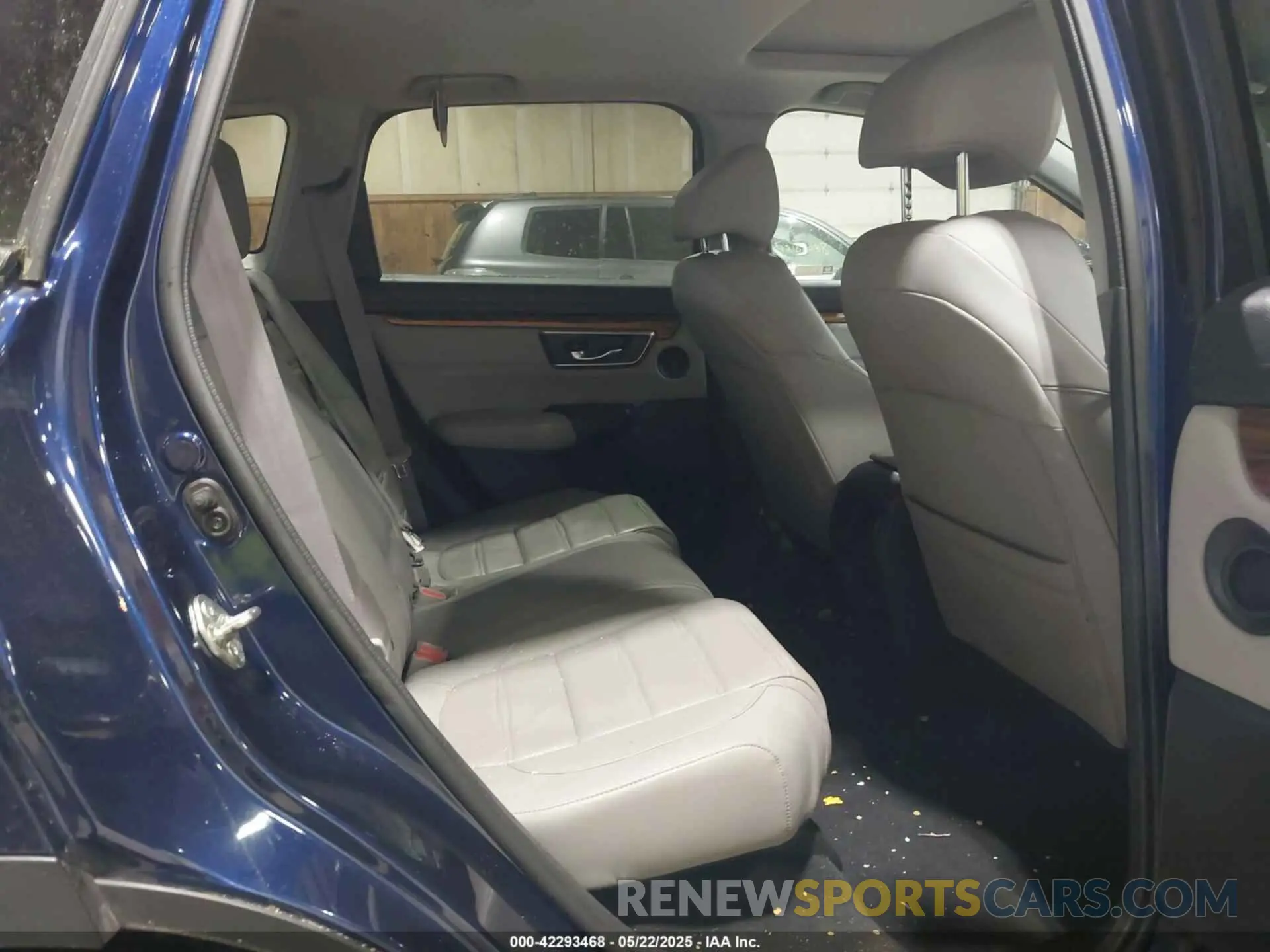 8 fotografías del automóvil dañado 2HKRW2H88KH620385 HONDA CR-V 2019