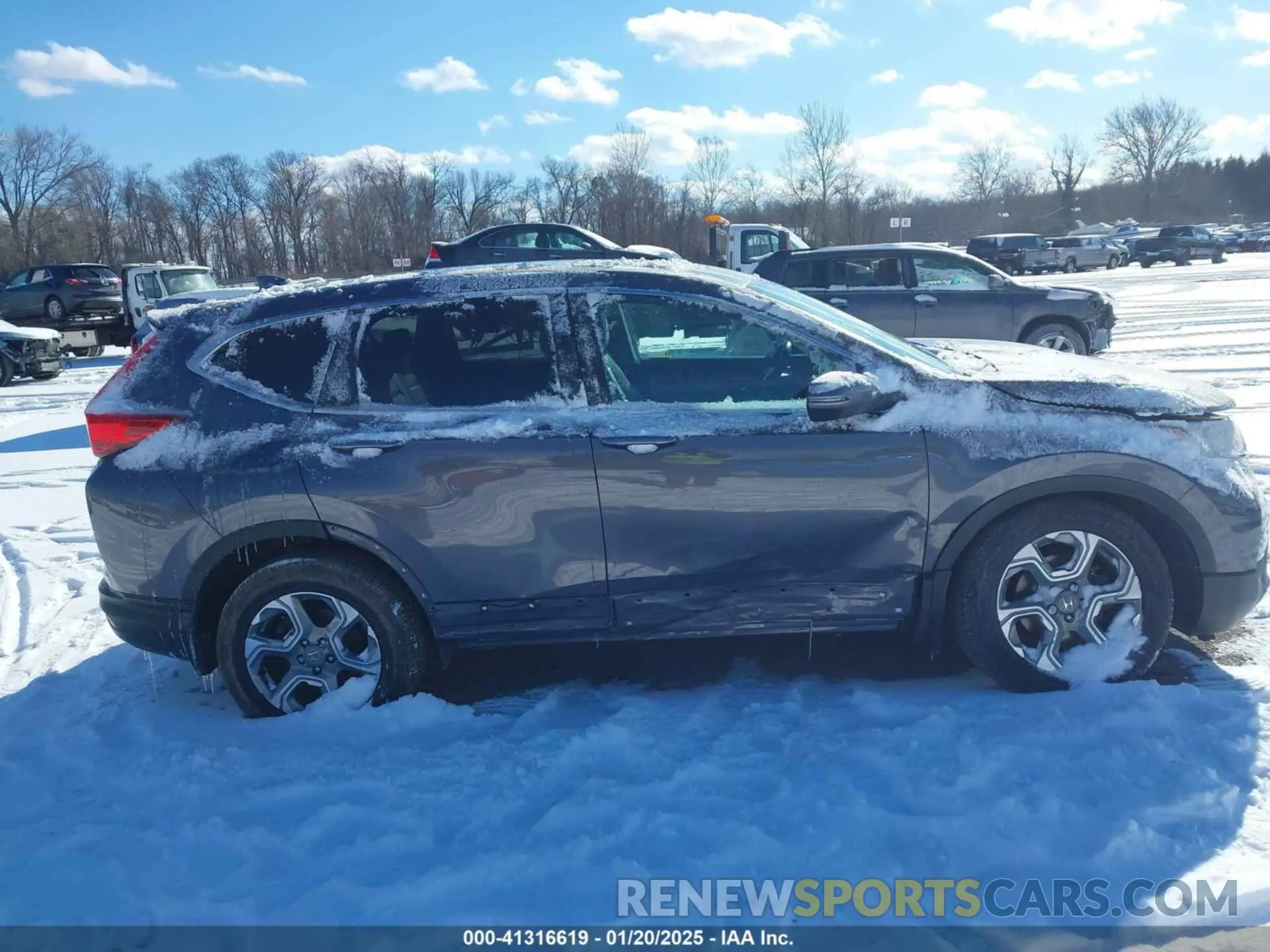 13 fotografías del automóvil dañado 2HKRW2H8XKH671869 HONDA CR-V 2019