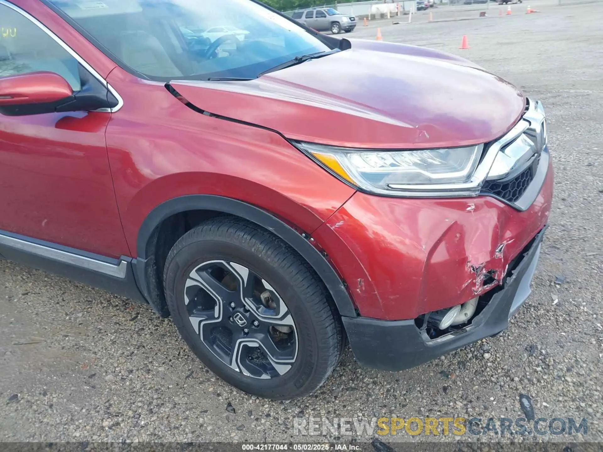 17 fotografías del automóvil dañado 2HKRW2H92KH626997 HONDA CR-V 2019
