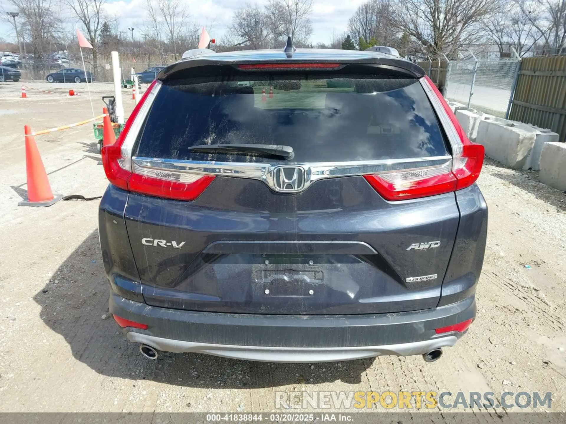 16 fotografías del automóvil dañado 2HKRW2H94KH636320 HONDA CR-V 2019