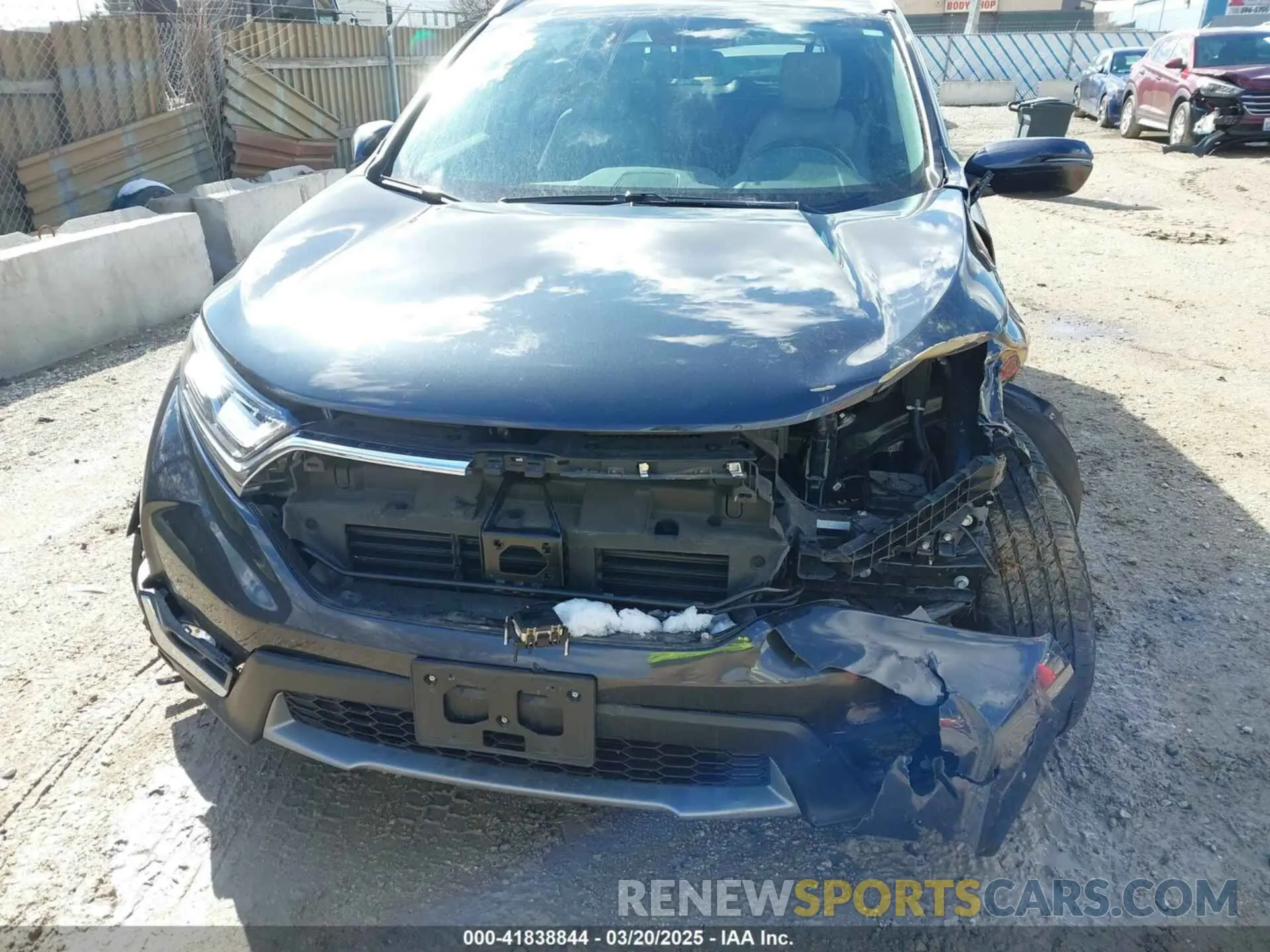 18 fotografías del automóvil dañado 2HKRW2H94KH636320 HONDA CR-V 2019