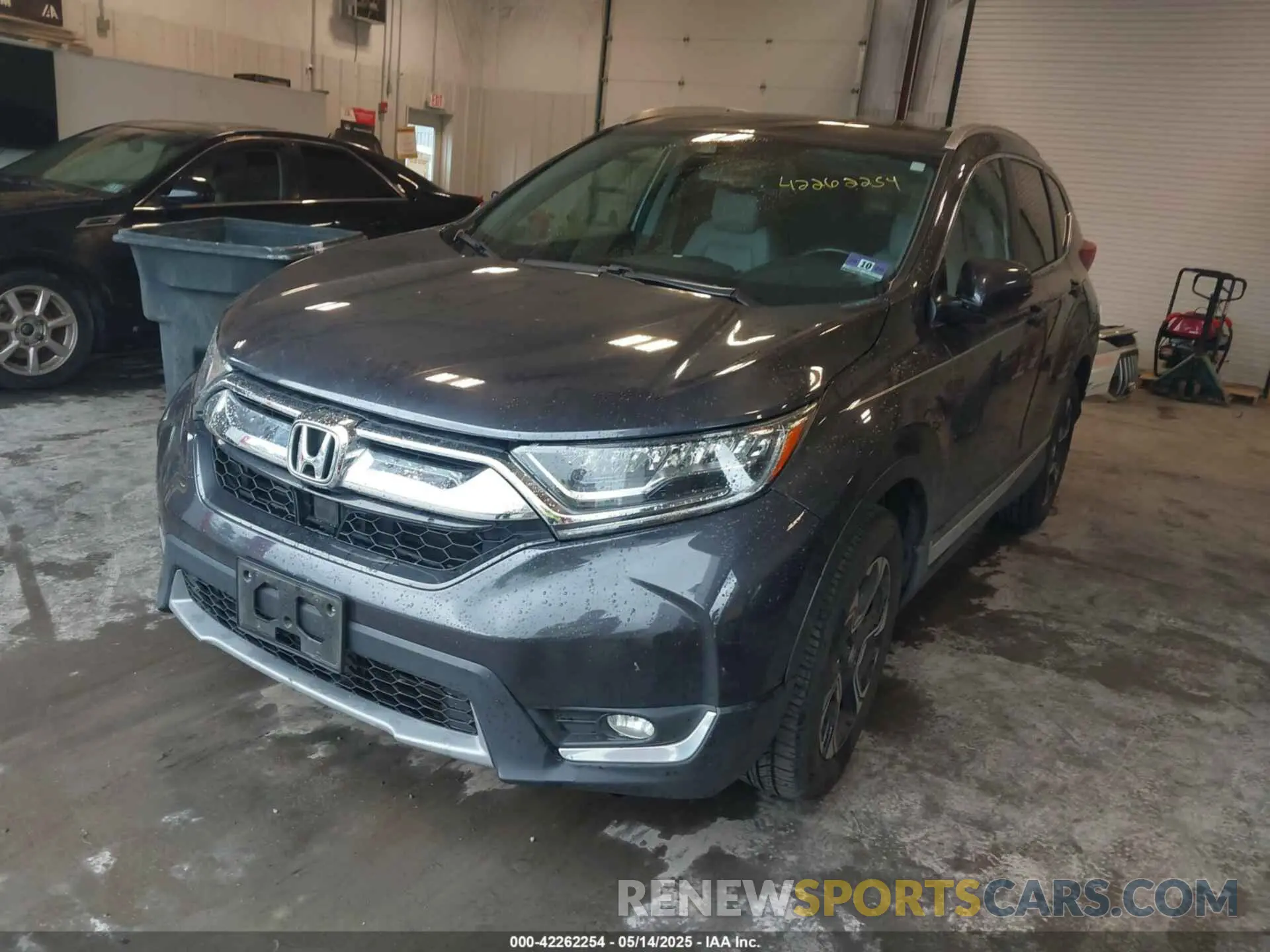 2 fotografías del automóvil dañado 2HKRW2H96KH659193 HONDA CR-V 2019