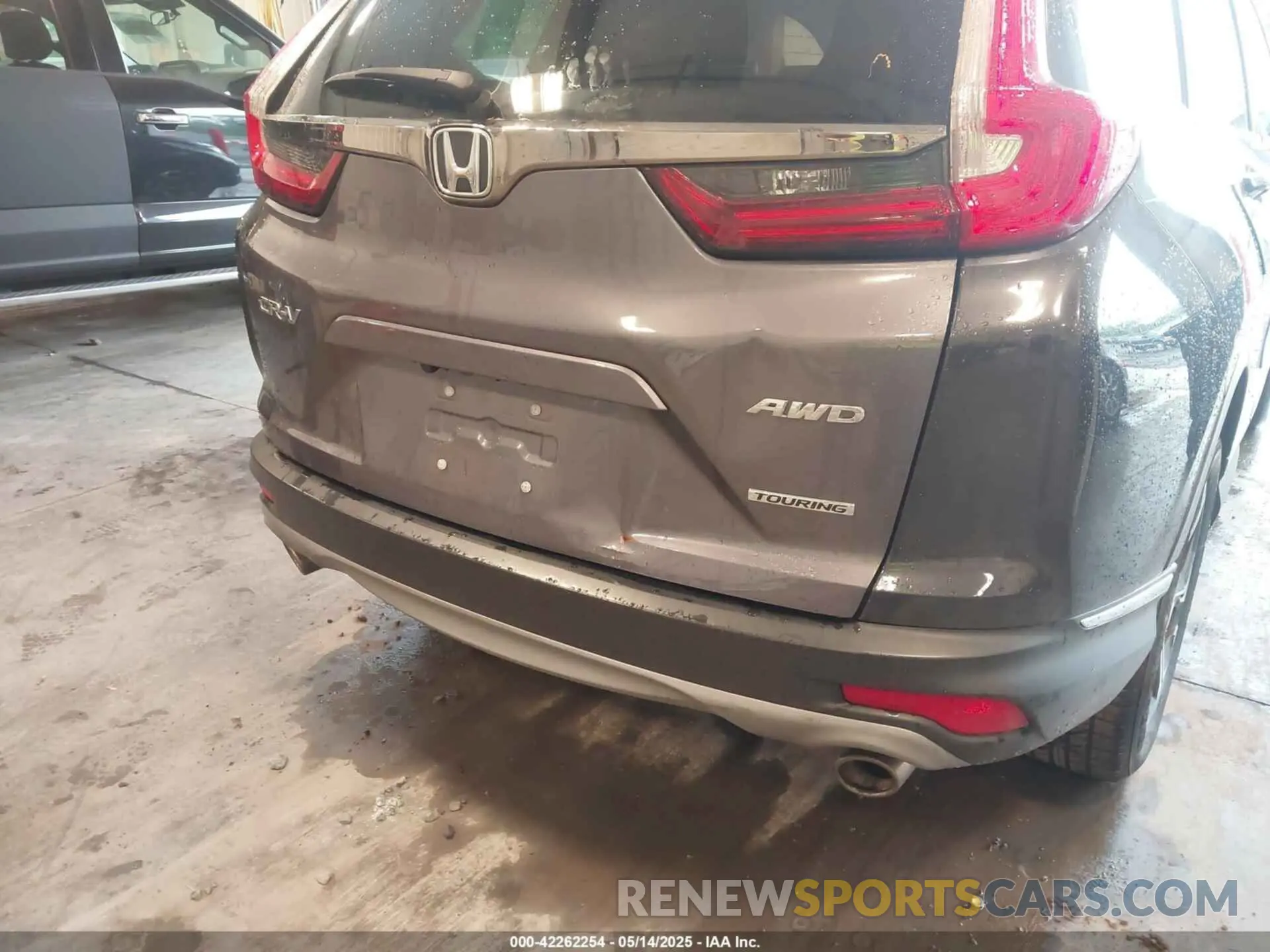 6 fotografías del automóvil dañado 2HKRW2H96KH659193 HONDA CR-V 2019
