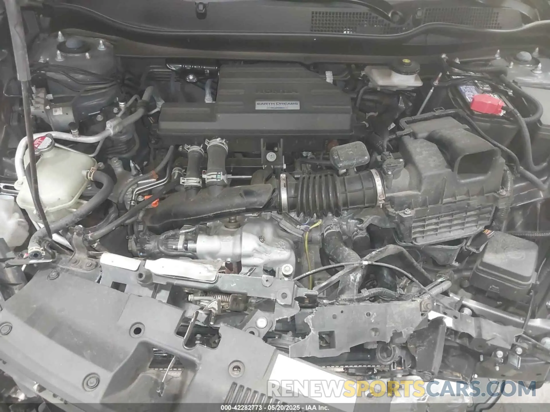 10 fotografías del automóvil dañado 2HKRW2H9XKH630540 HONDA CR-V 2019