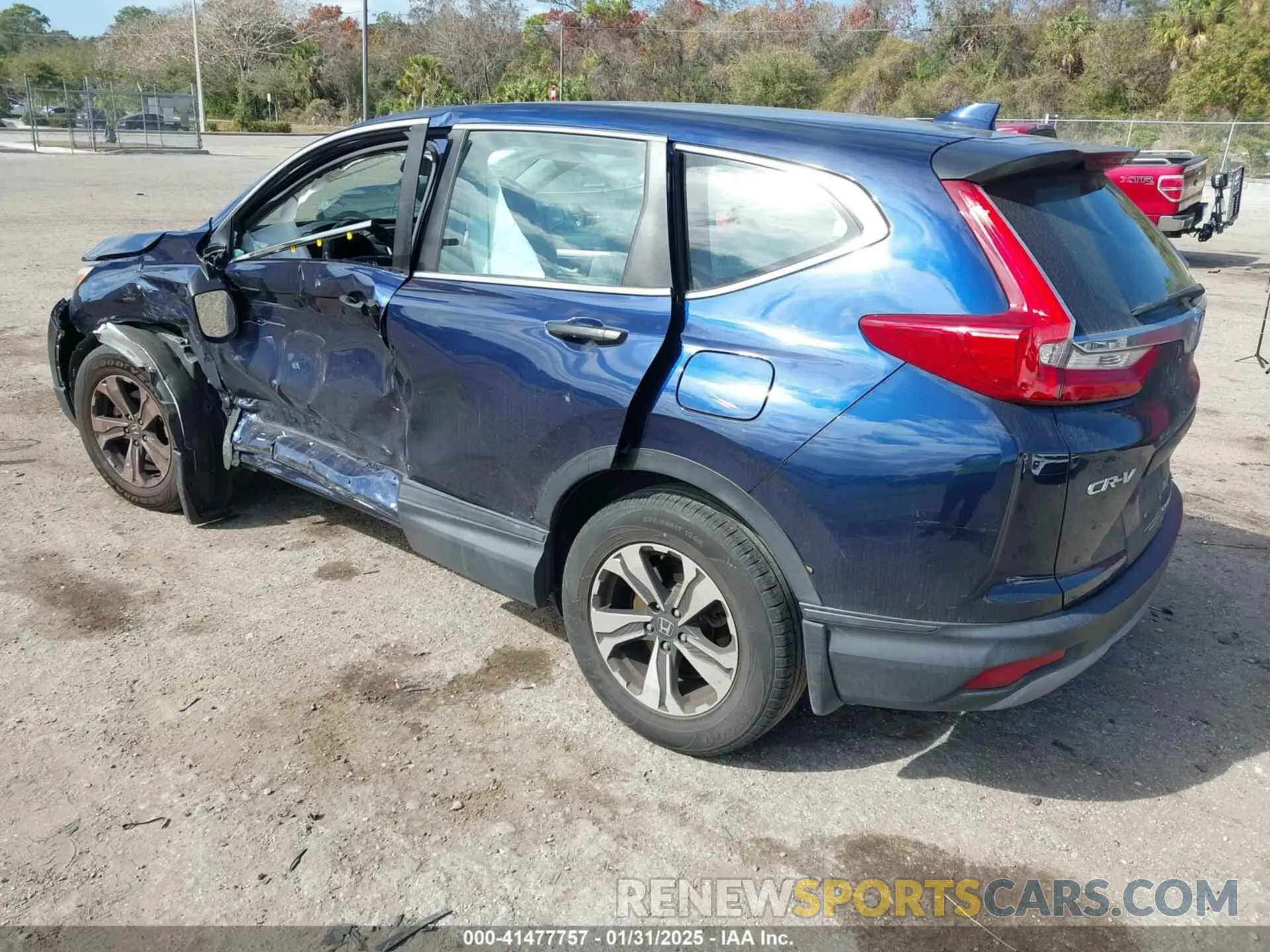 3 fotografías del automóvil dañado 2HKRW5H31KH411432 HONDA CR-V 2019