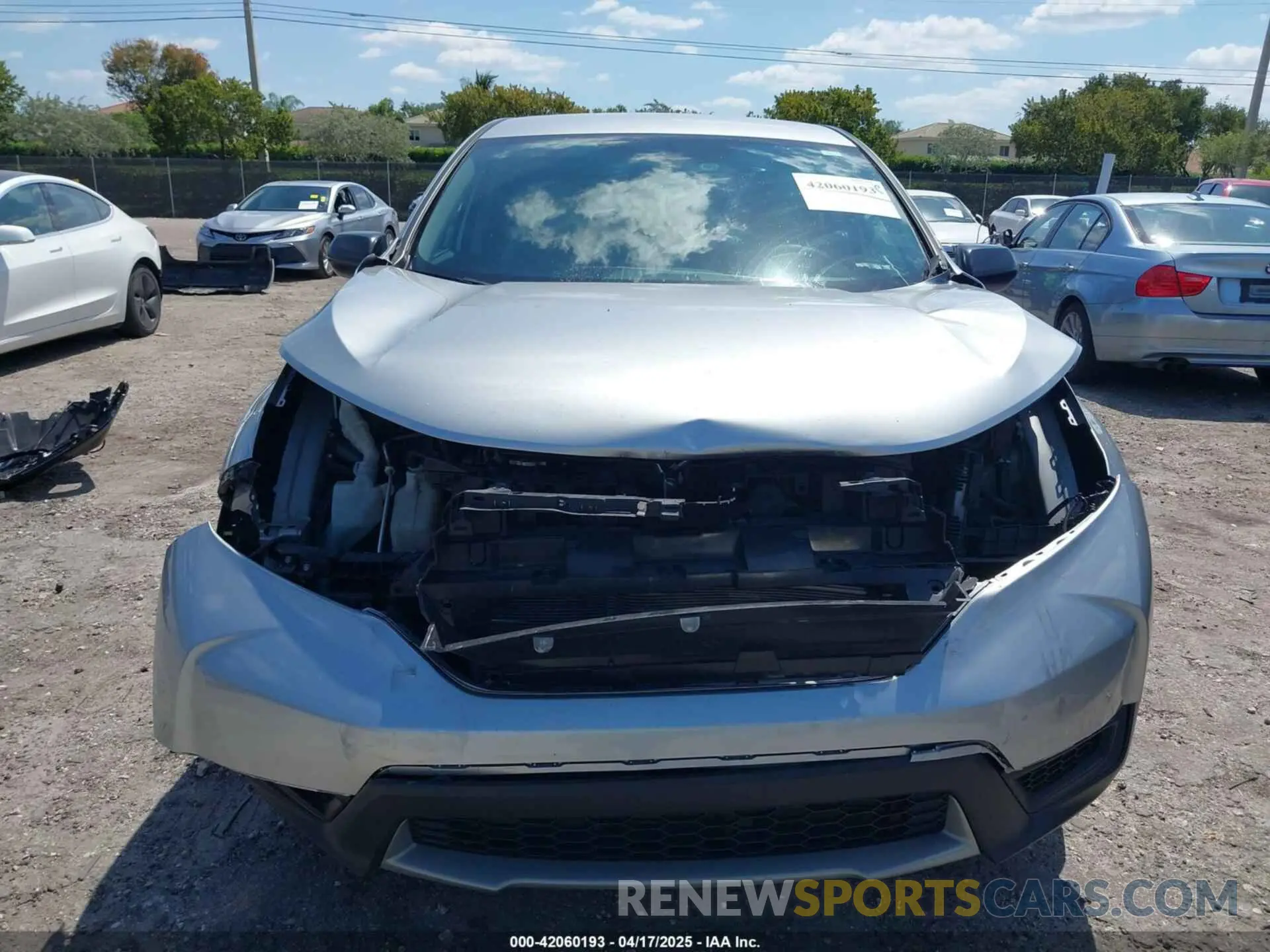 12 fotografías del automóvil dañado 2HKRW5H31KH411771 HONDA CR-V 2019