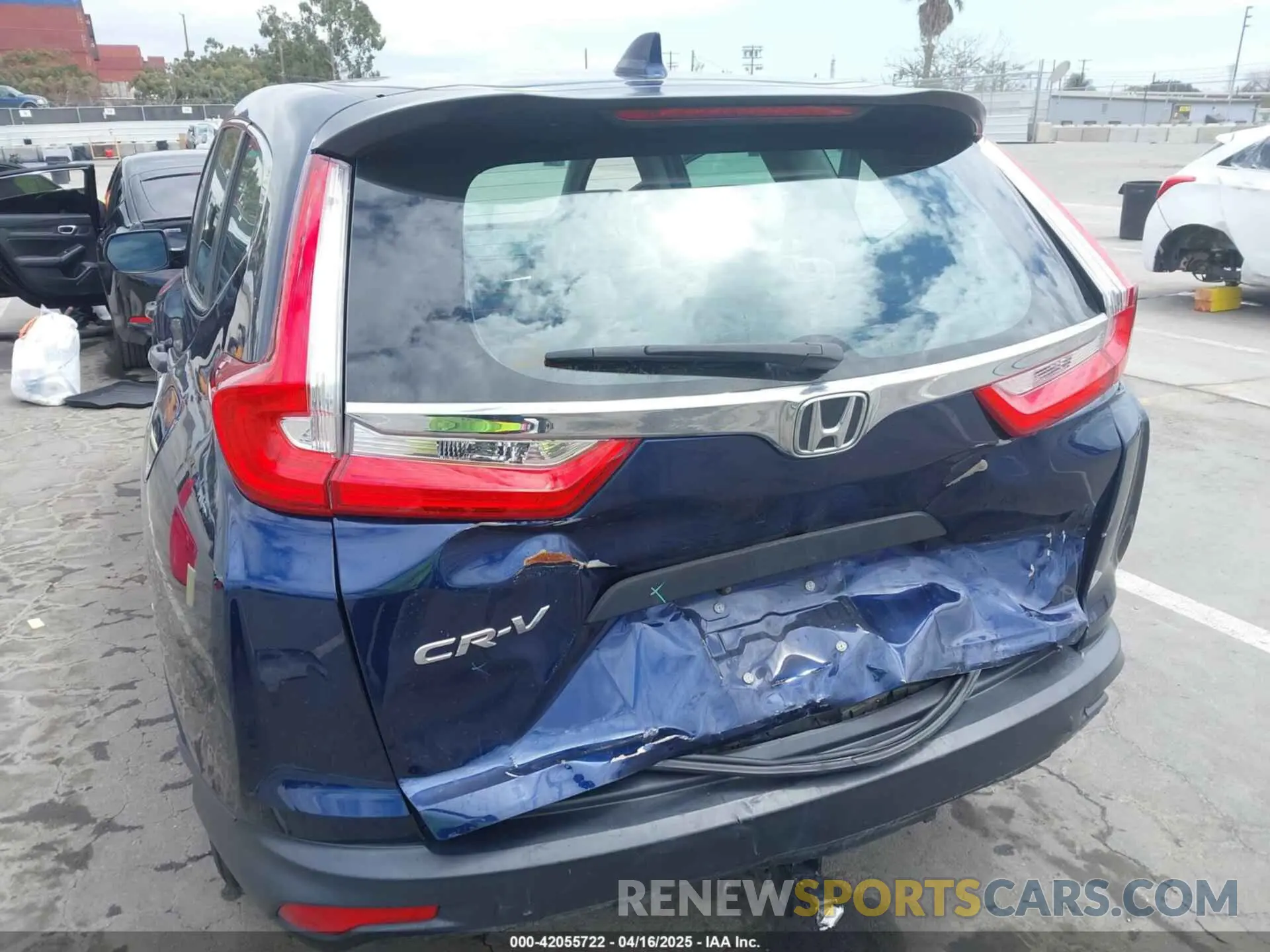 6 fotografías del automóvil dañado 2HKRW5H32KH415330 HONDA CR-V 2019