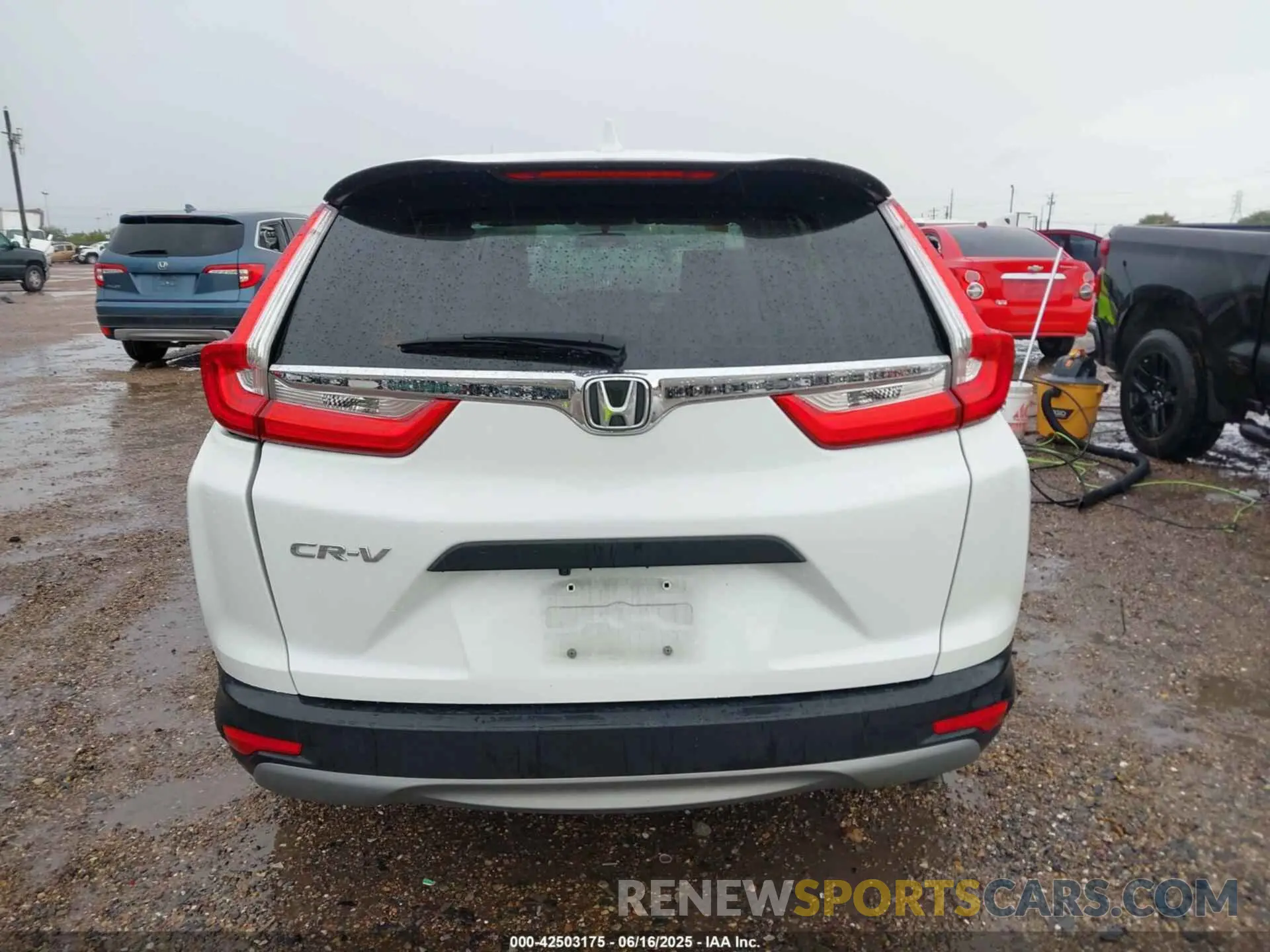 16 fotografías del automóvil dañado 2HKRW5H32KH419829 HONDA CR-V 2019