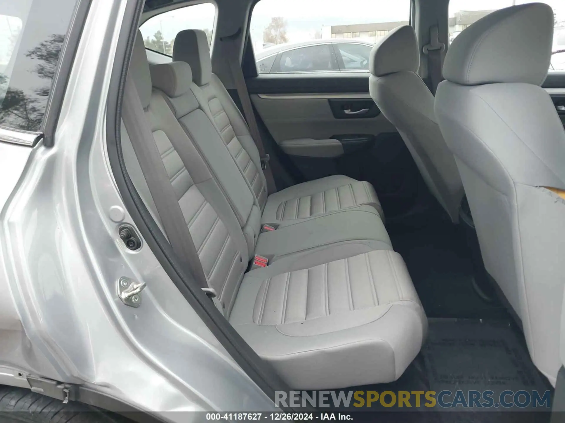 8 fotografías del automóvil dañado 2HKRW5H37KH412570 HONDA CR-V 2019