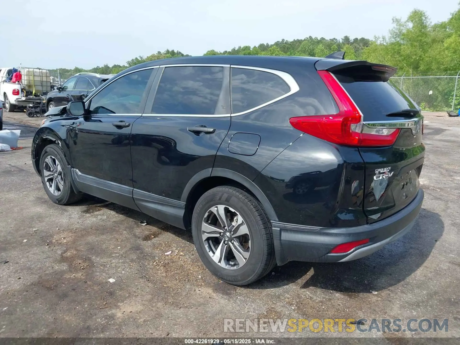 3 fotografías del automóvil dañado 2HKRW5H37KH420569 HONDA CR-V 2019