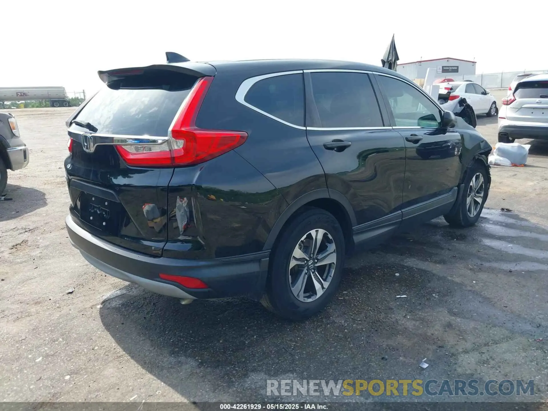 4 fotografías del automóvil dañado 2HKRW5H37KH420569 HONDA CR-V 2019