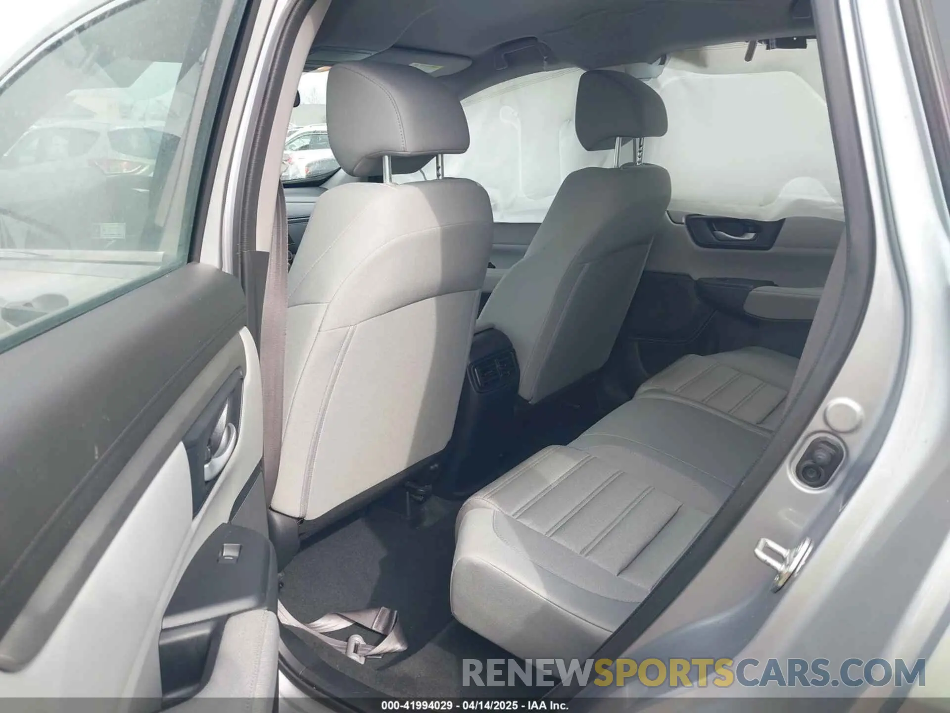 8 fotografías del automóvil dañado 2HKRW6H30KH219554 HONDA CR-V 2019