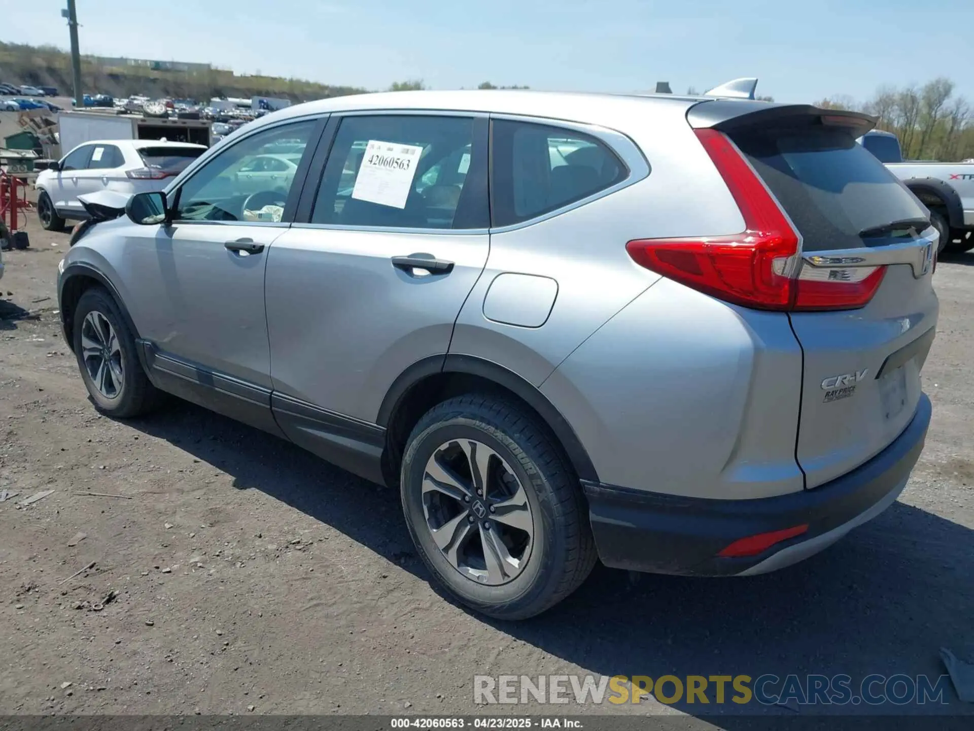 3 fotografías del automóvil dañado 2HKRW6H32KH227963 HONDA CR-V 2019