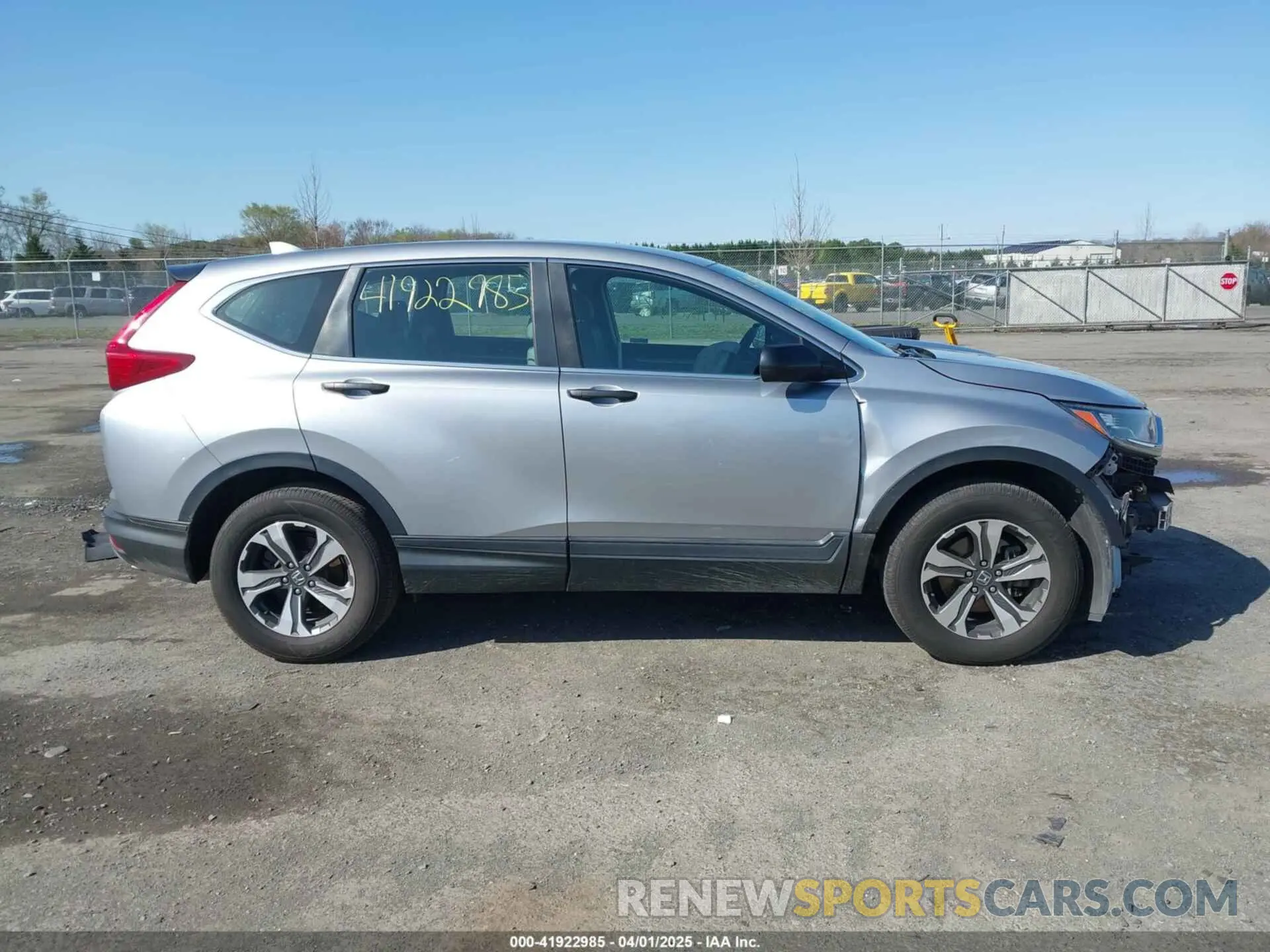14 fotografías del automóvil dañado 2HKRW6H33KH232508 HONDA CR-V 2019