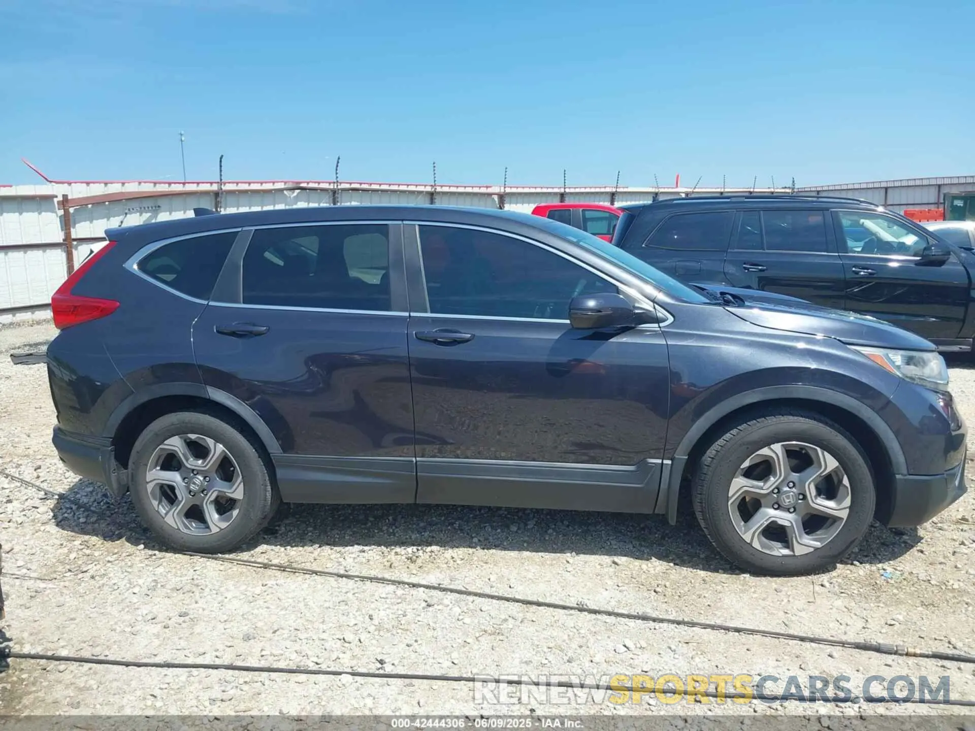13 fotografías del automóvil dañado 5J6RW1H53KA039376 HONDA CR-V 2019