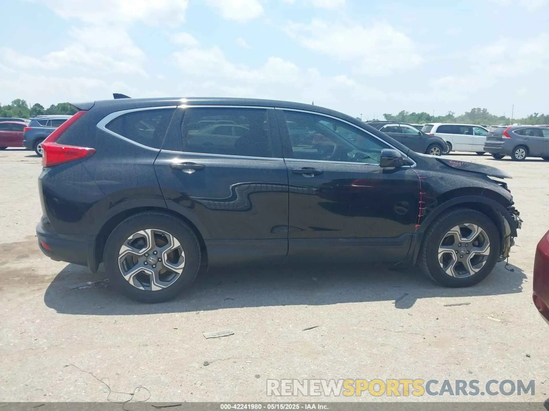 13 fotografías del automóvil dañado 5J6RW1H55KA003835 HONDA CR-V 2019