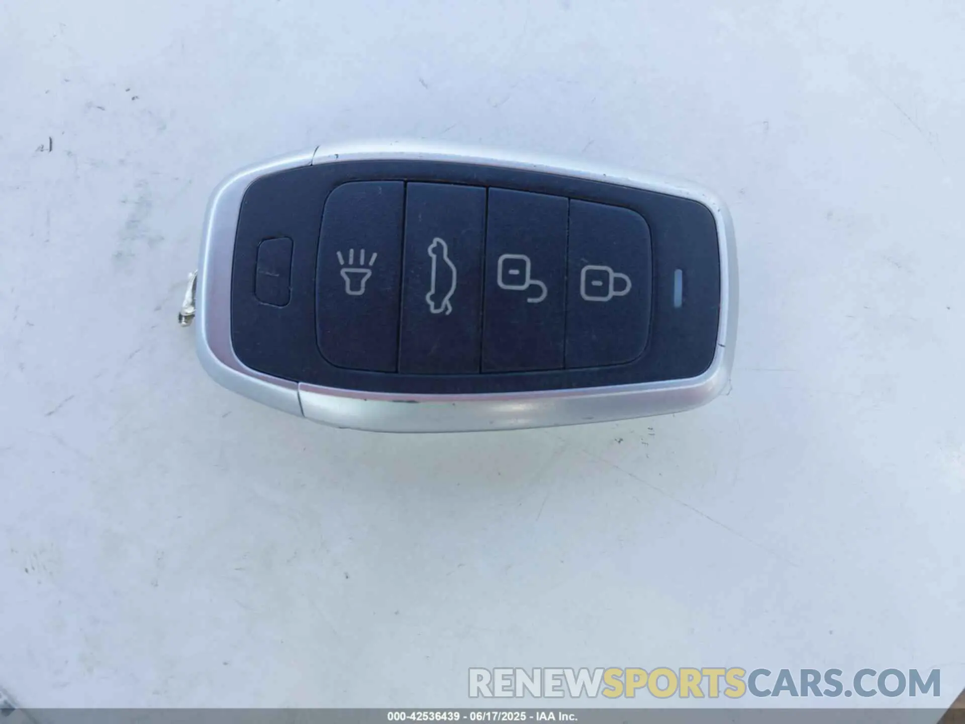 11 fotografías del automóvil dañado 5J6RW1H56KA003956 HONDA CR-V 2019