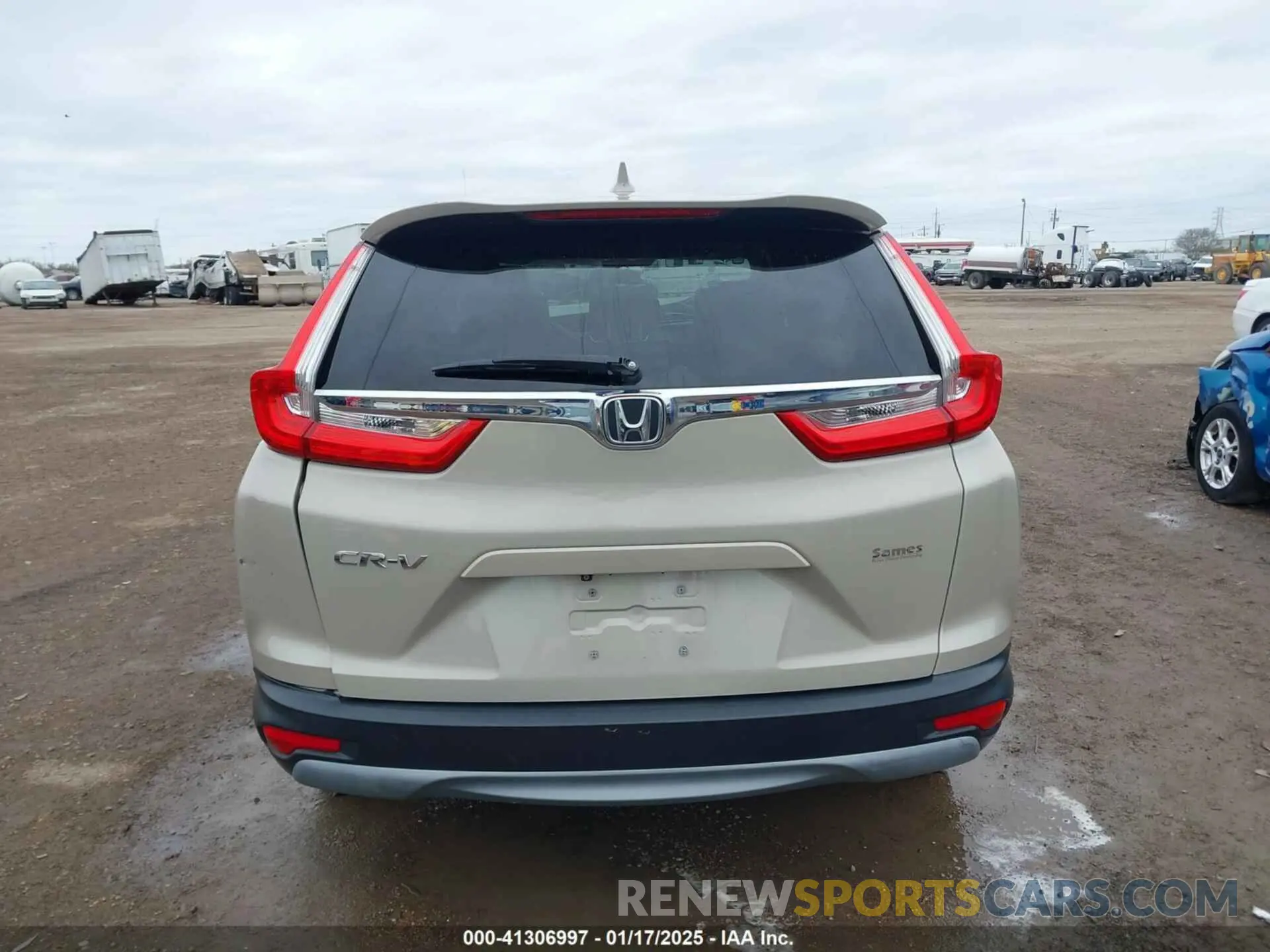 16 fotografías del automóvil dañado 5J6RW1H56KL002651 HONDA CR-V 2019