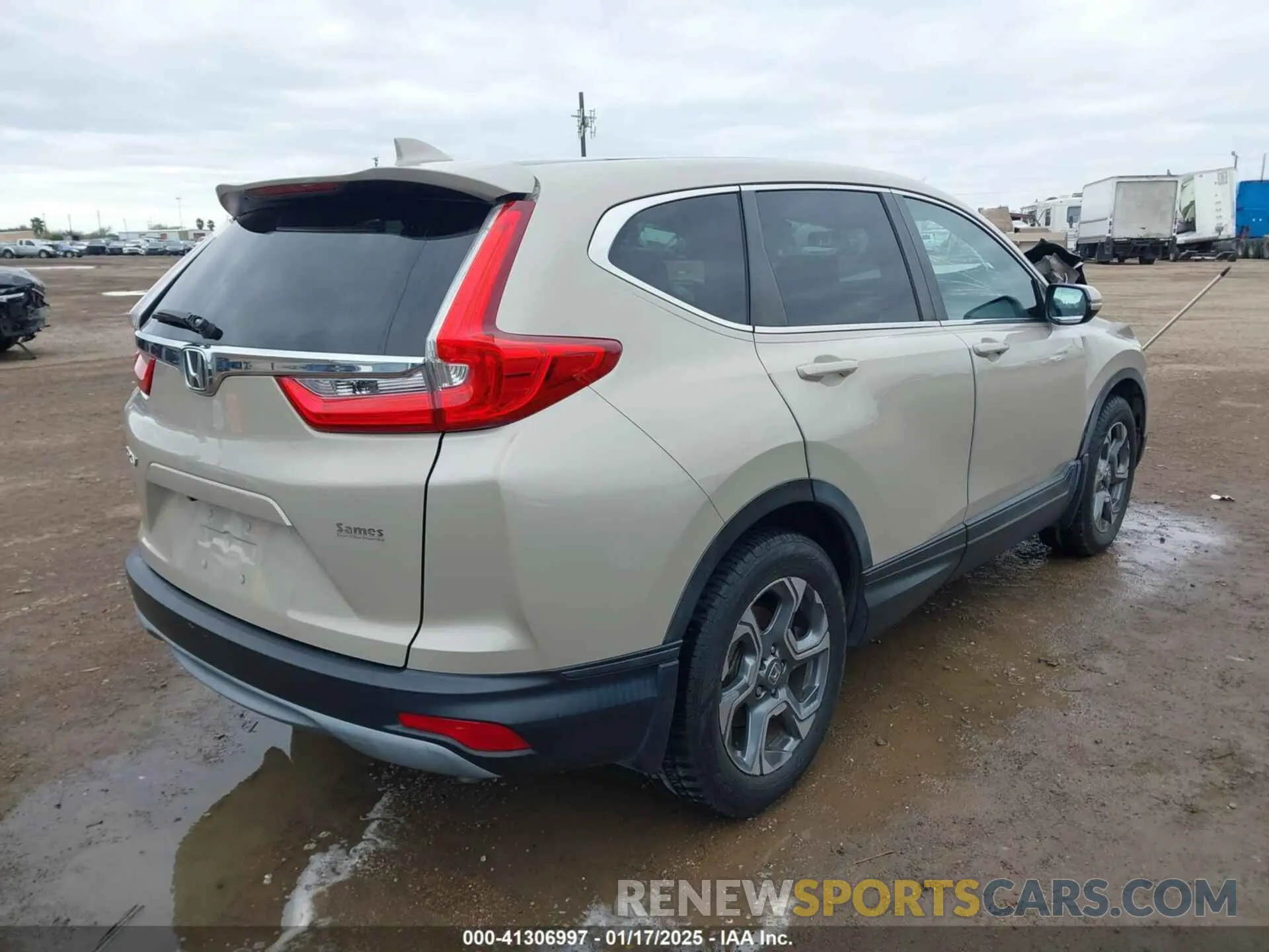 4 fotografías del automóvil dañado 5J6RW1H56KL002651 HONDA CR-V 2019