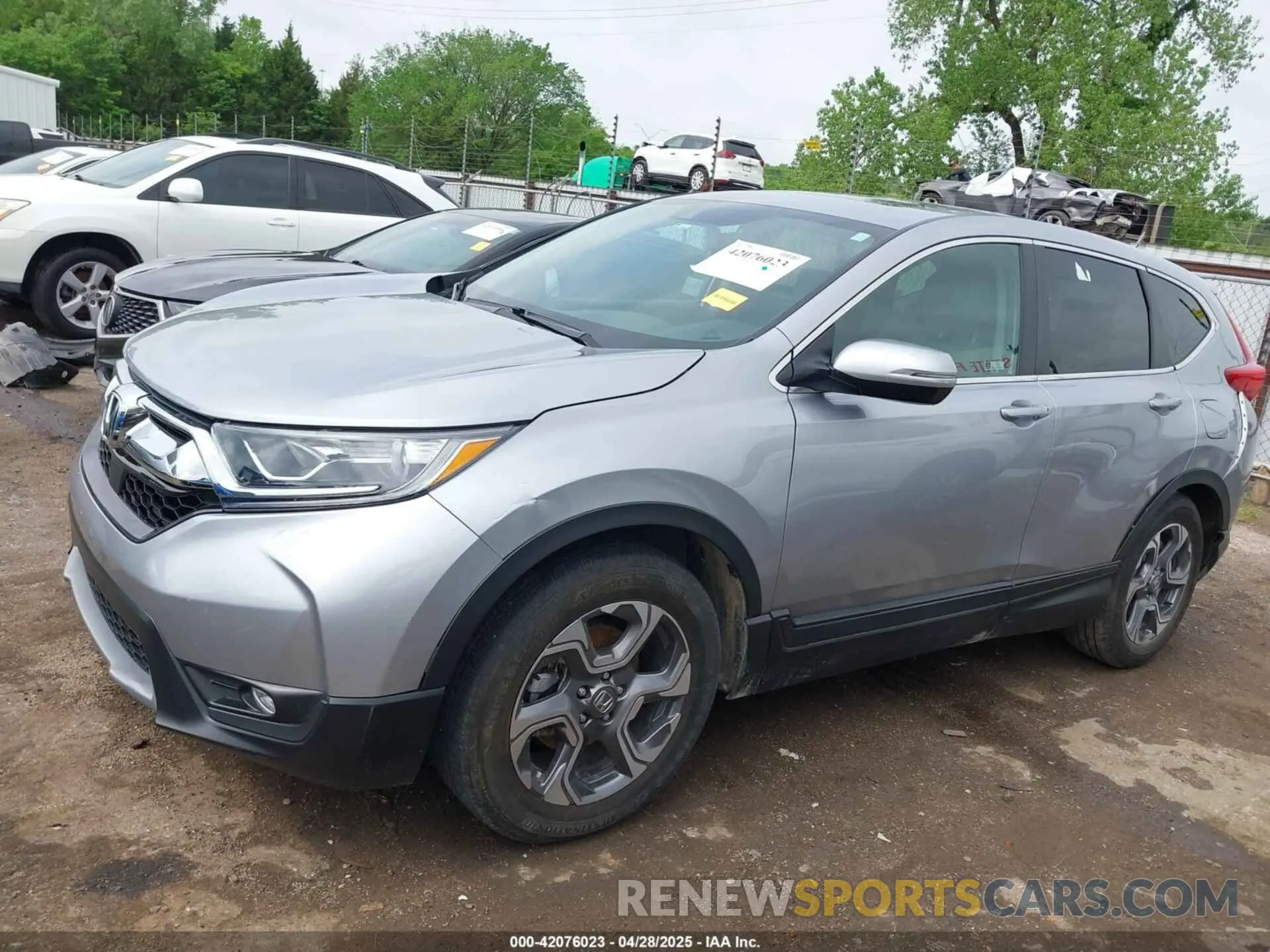 14 fotografías del automóvil dañado 5J6RW1H80KA021010 HONDA CR-V 2019