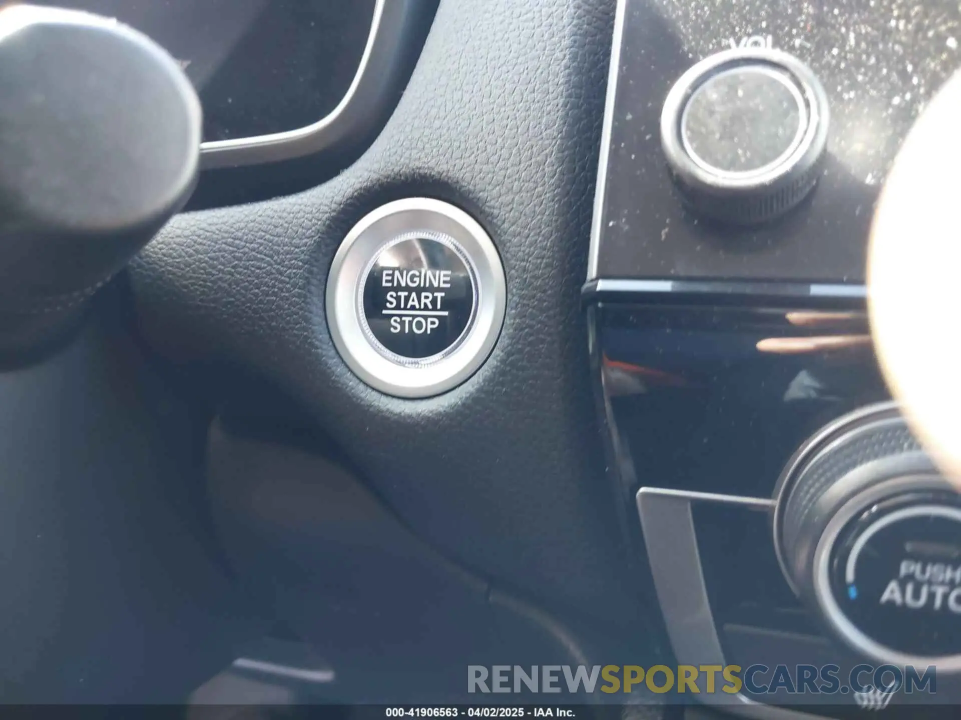 11 fotografías del automóvil dañado 5J6RW1H84KA001472 HONDA CR-V 2019