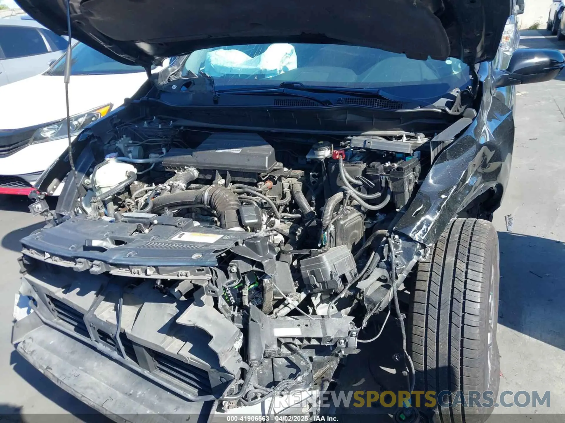 19 fotografías del automóvil dañado 5J6RW1H84KA001472 HONDA CR-V 2019